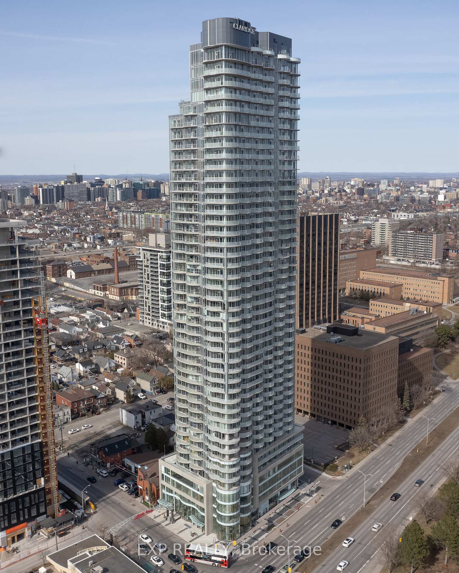 Photo of Unit 3503, 805 Carling Avenue