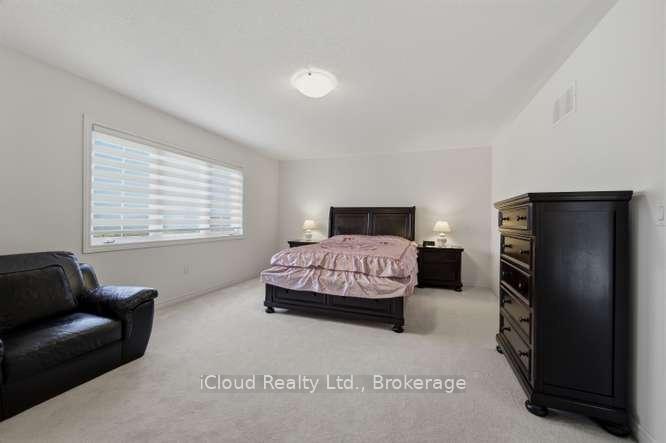 Photo 21 of 1944 Don White Court, Oshawa, Taunton — HOMEH
