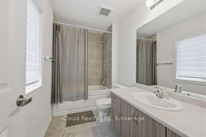 Photo 27 of 1944 Don White Court, Oshawa, Taunton — HOMEH