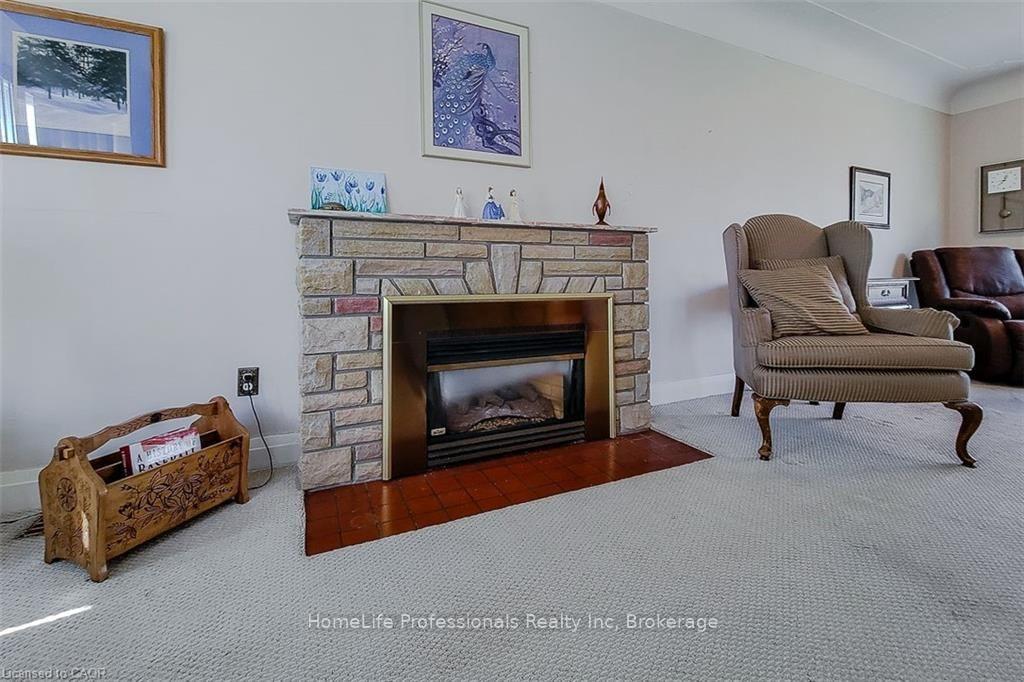 Photo 17 of 9788 Twenty Road W, Hamilton, Villages of Glancaster — HOMEH