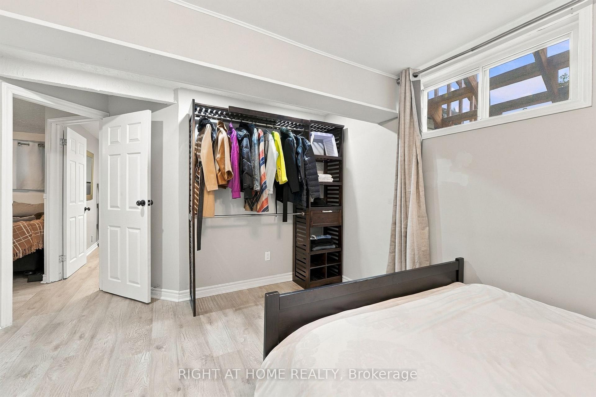 Photo 37 of 1963 Carrera Lane, Mississauga, Clarkson — HOMEH