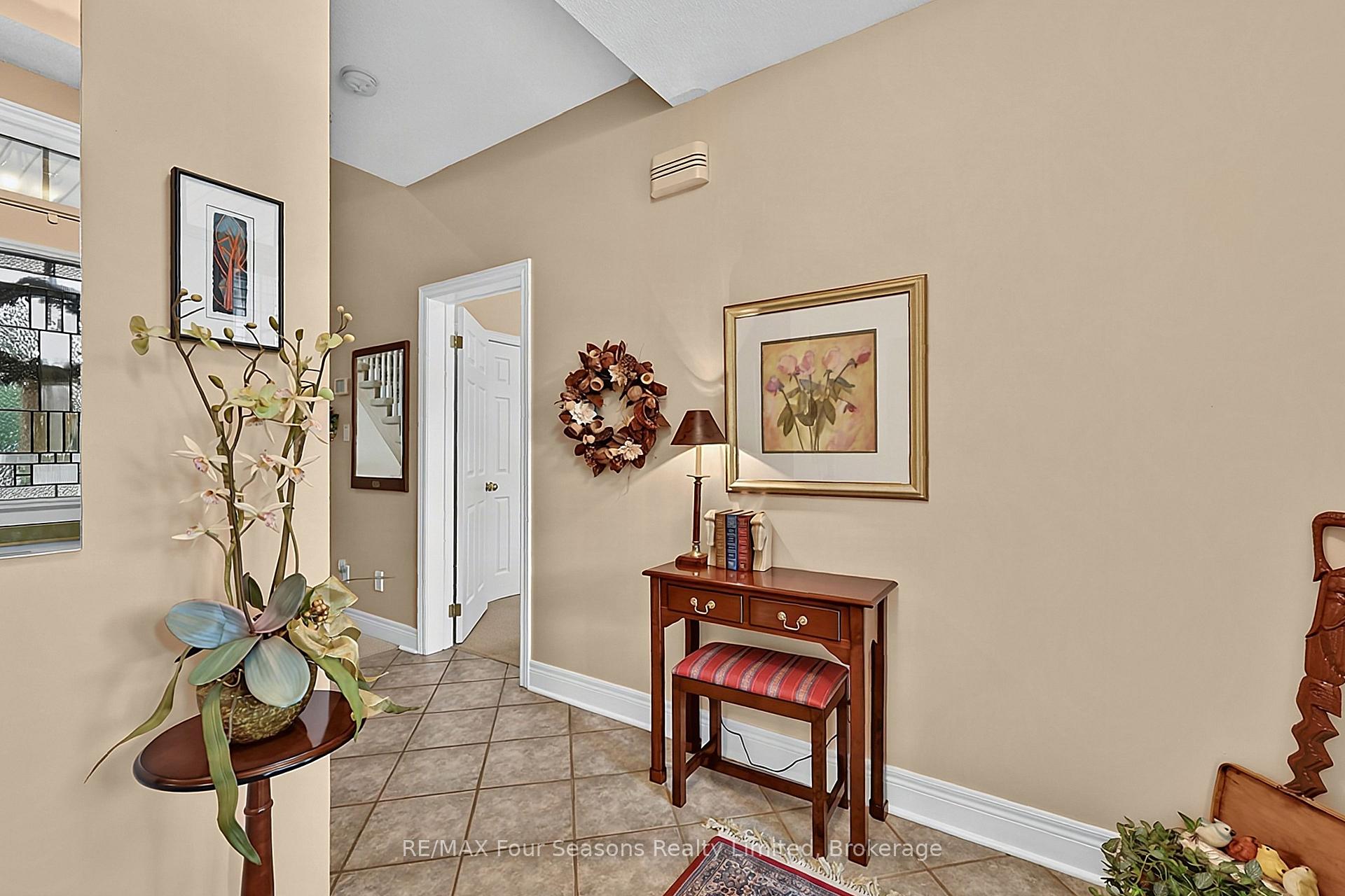 Photo 11 of 7 Callary Crescent, Collingwood — HOMEH