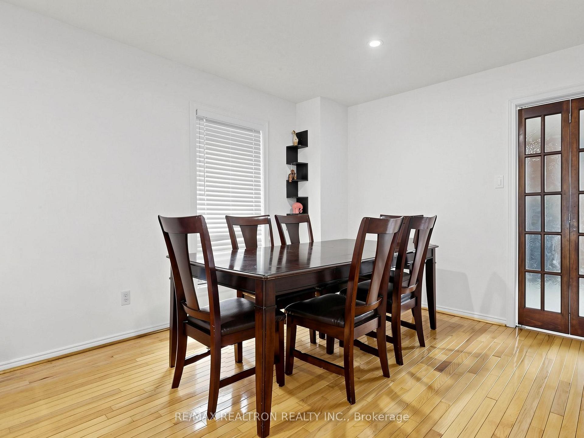 Photo 13 of 101 Chieftain Crescent, Barrie, Allandale Centre — HOMEH