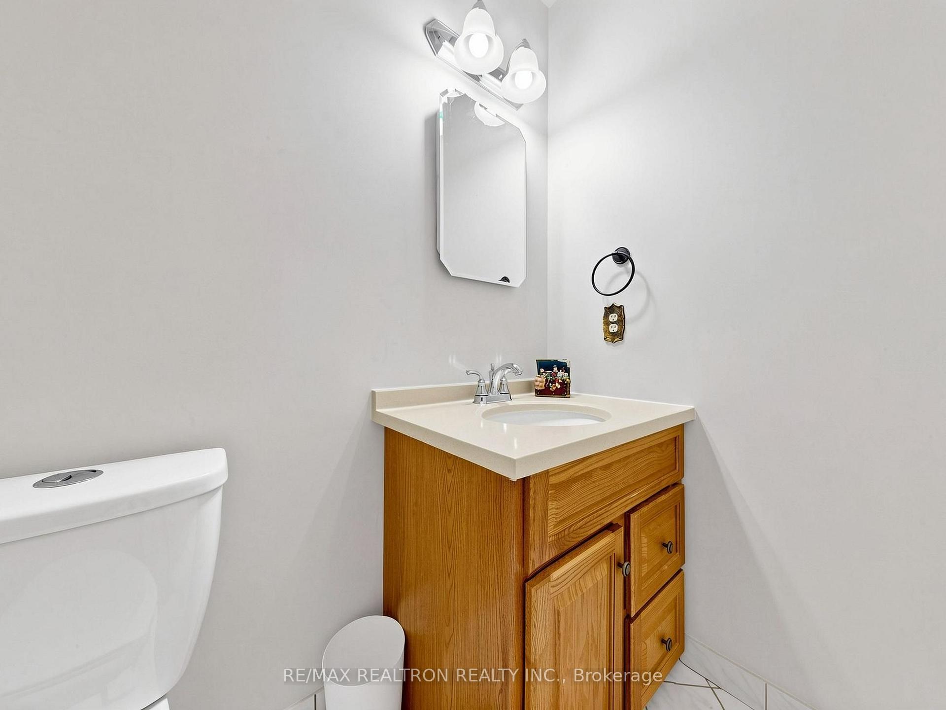 Photo 29 of 101 Chieftain Crescent, Barrie, Allandale Centre — HOMEH