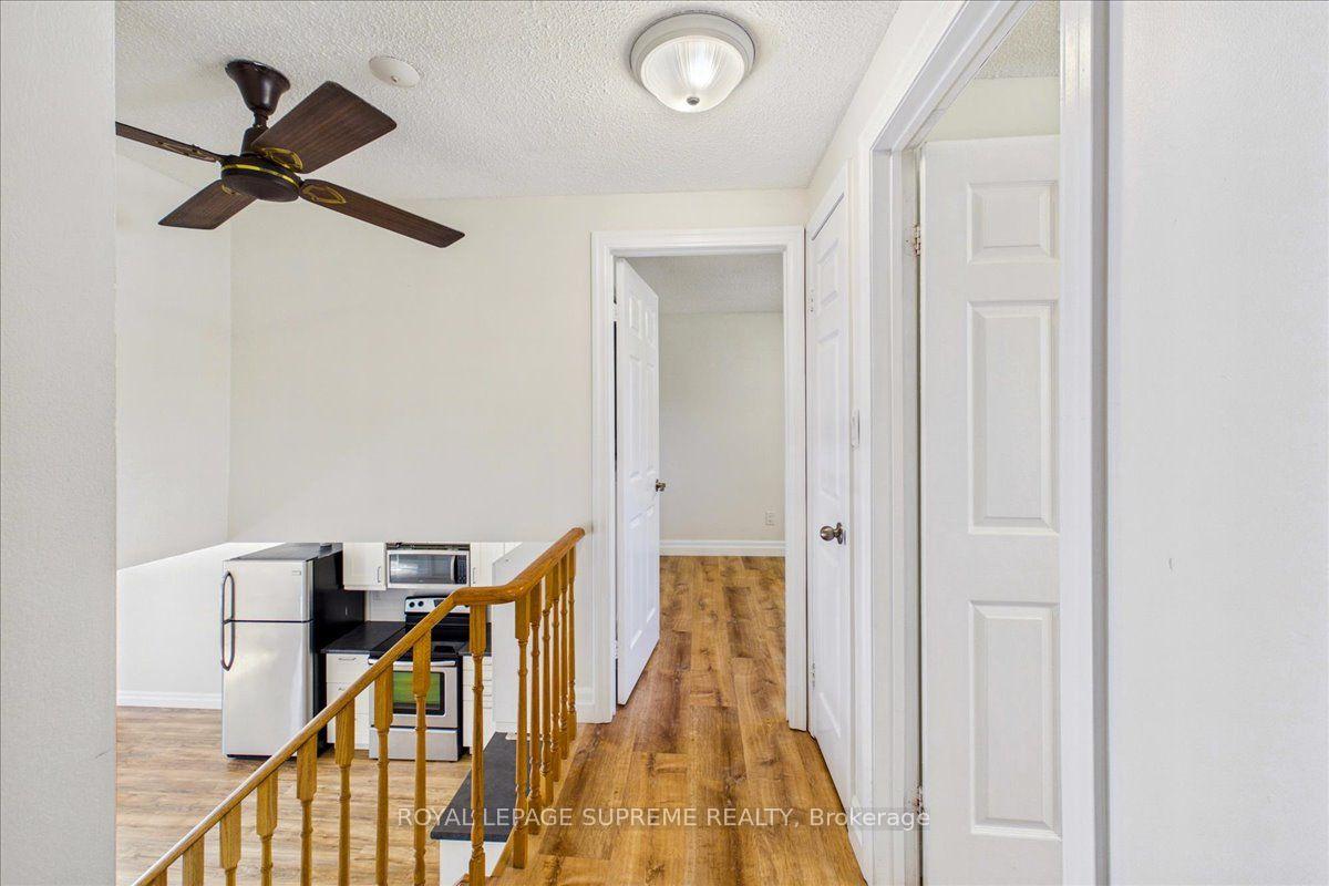 Photo 11 of Unit Upper, 46 Ridgeway Avenue, Barrie, Allandale Heights — HOMEH