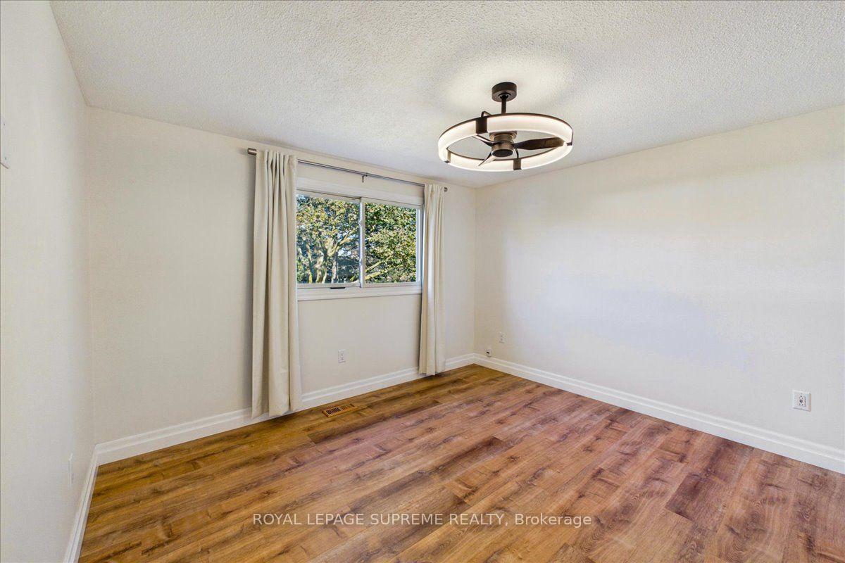 Photo 13 of Unit Upper, 46 Ridgeway Avenue, Barrie, Allandale Heights — HOMEH