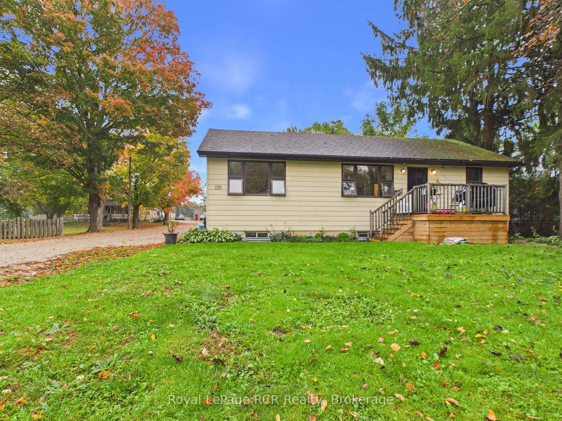 Photo 2 of 130 King Street, Kincardine — HOMEH