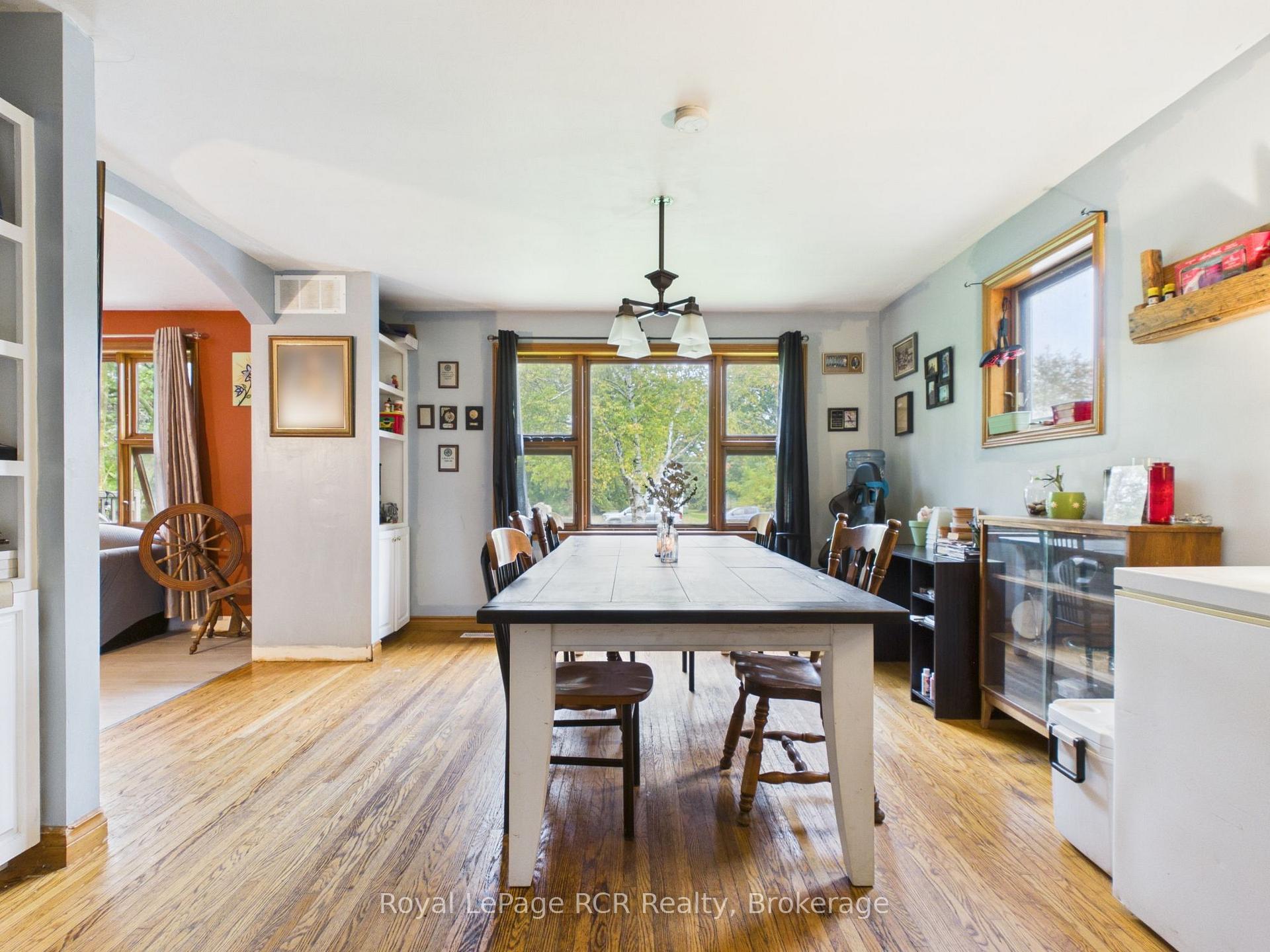 Photo 6 of 130 King Street, Kincardine — HOMEH