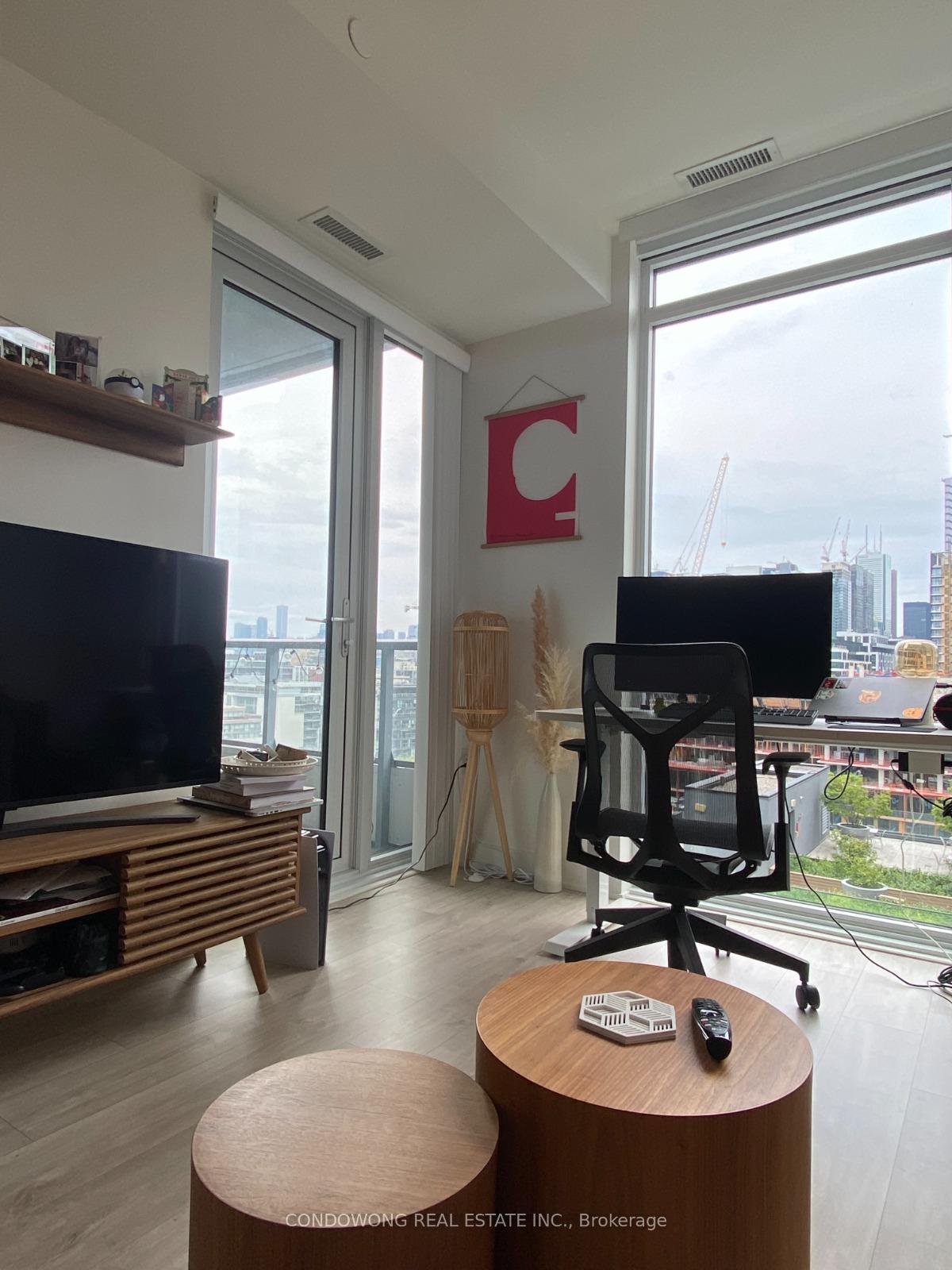 Photo 10 of Unit 1419, 576 Front Street W, Toronto, Waterfront Communities — HOMEH