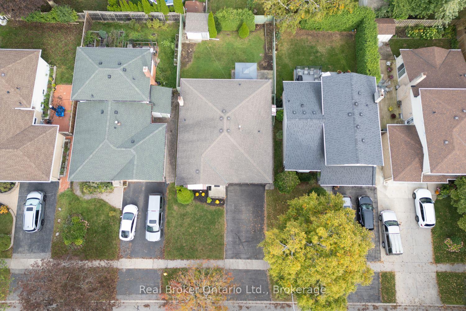 Photo 31 of 919 Exeter Street, Oshawa, Centennial — HOMEH