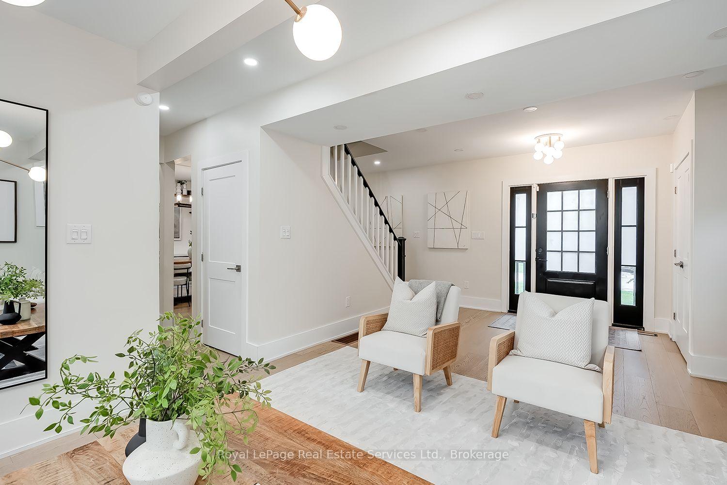 Photo 5 of 59 Fairwood Place E, Burlington, LaSalle — HOMEH