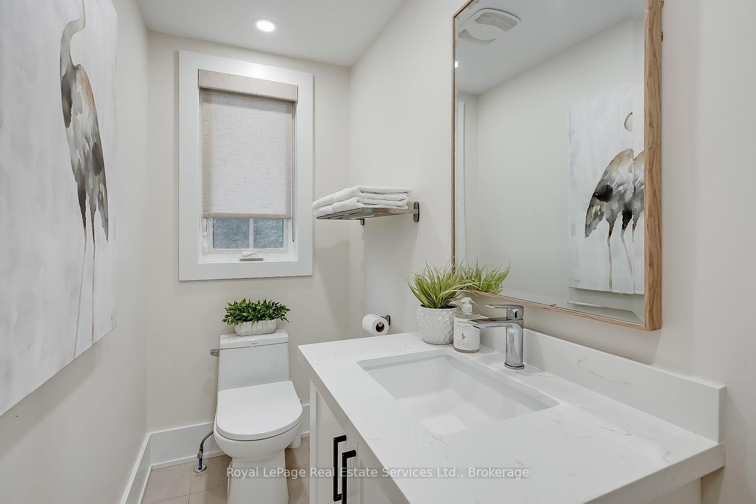 Photo 17 of 59 Fairwood Place E, Burlington, LaSalle — HOMEH
