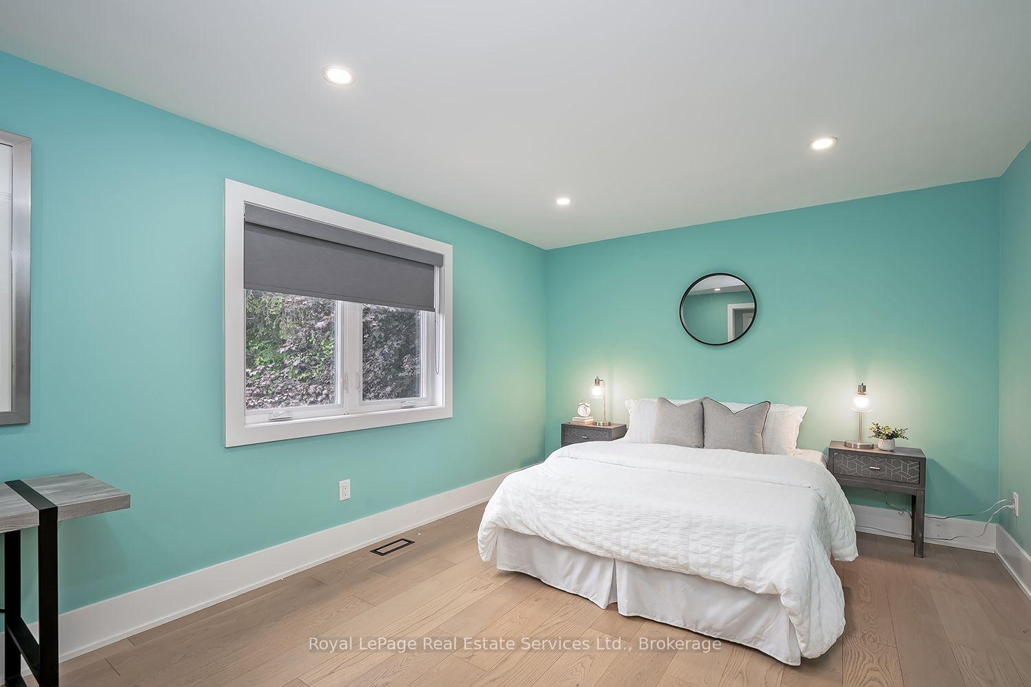 Photo 24 of 59 Fairwood Place E, Burlington, LaSalle — HOMEH