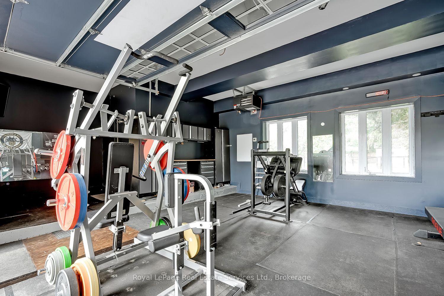 Photo 36 of 59 Fairwood Place E, Burlington, LaSalle — HOMEH