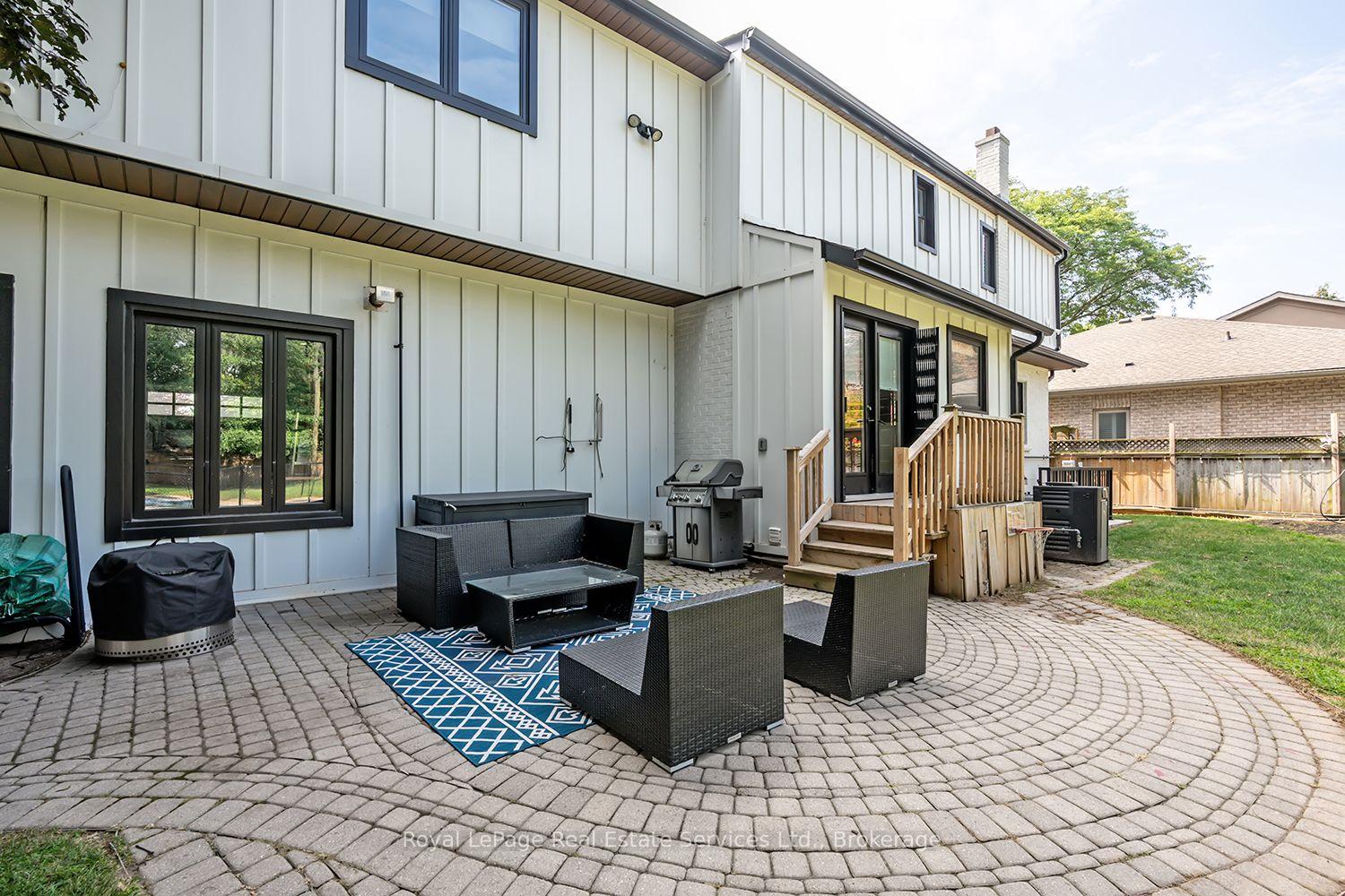 Photo 37 of 59 Fairwood Place E, Burlington, LaSalle — HOMEH