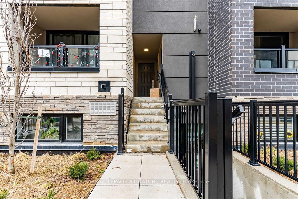 Photo 3 of Unit 406, 1141 Cooke Boulevard, Burlington, LaSalle — HOMEH