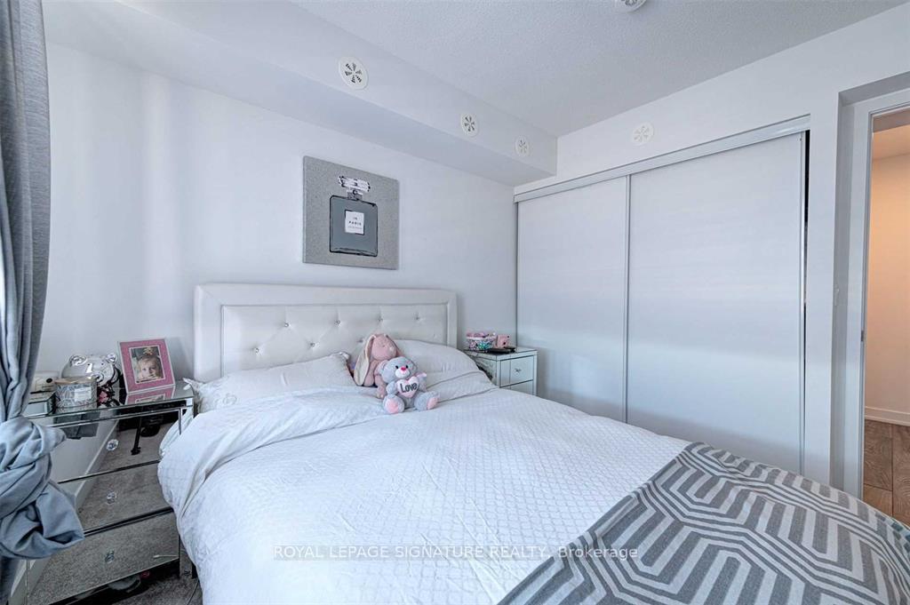 Photo 17 of Unit 406, 1141 Cooke Boulevard, Burlington, LaSalle — HOMEH