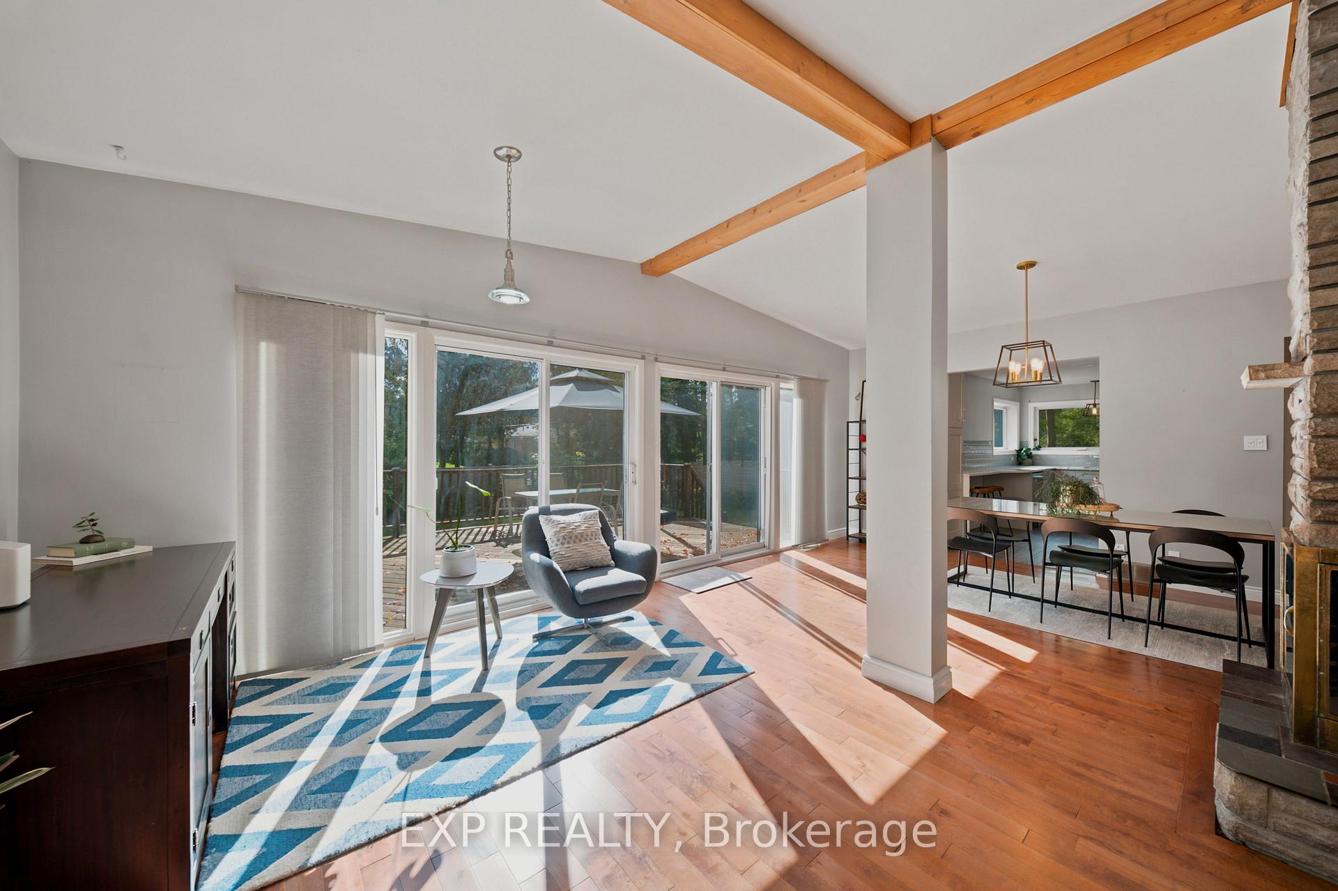 Photo 9 of 46 Avonlea Road, Ottawa, Grenfell Glen — HOMEH