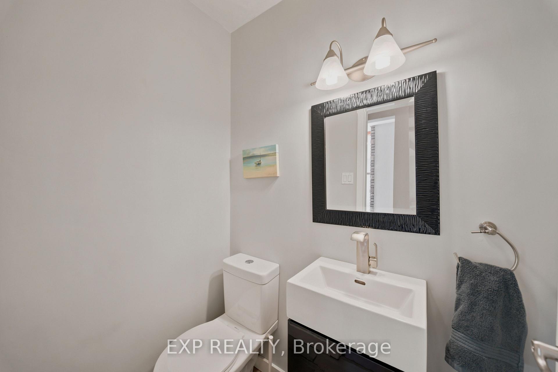 Photo 22 of 46 Avonlea Road, Ottawa, Grenfell Glen — HOMEH