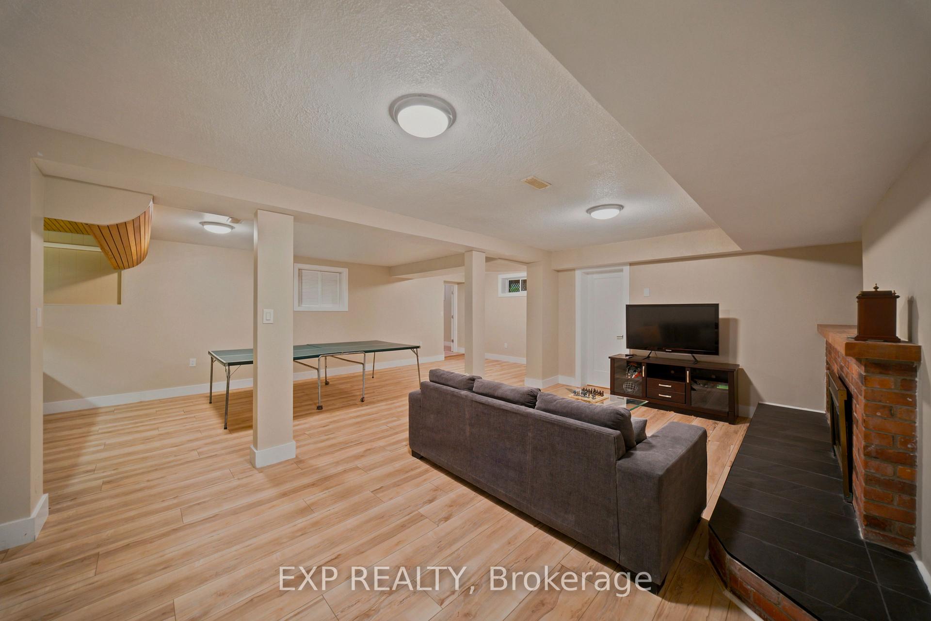 Photo 35 of 46 Avonlea Road, Ottawa, Grenfell Glen — HOMEH