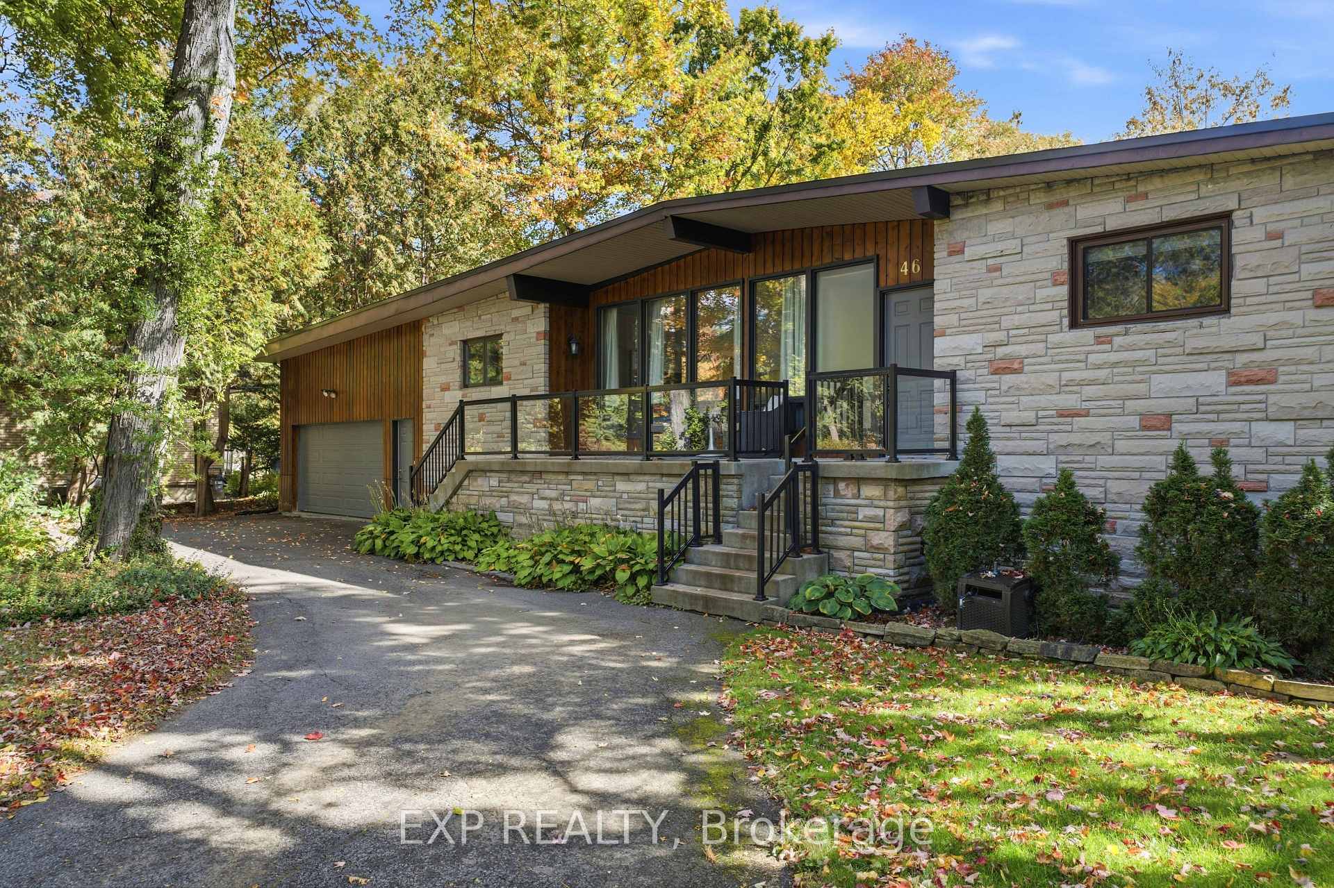 Photo 44 of 46 Avonlea Road, Ottawa, Grenfell Glen — HOMEH