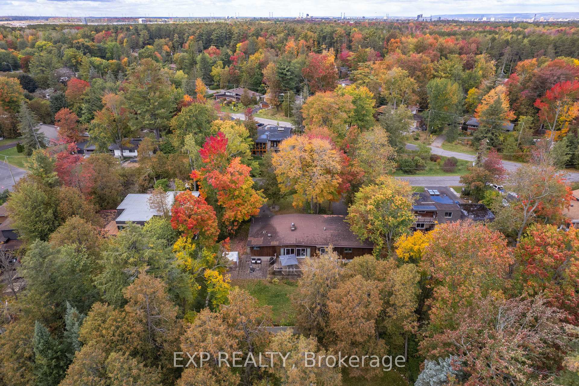 Photo 48 of 46 Avonlea Road, Ottawa, Grenfell Glen — HOMEH