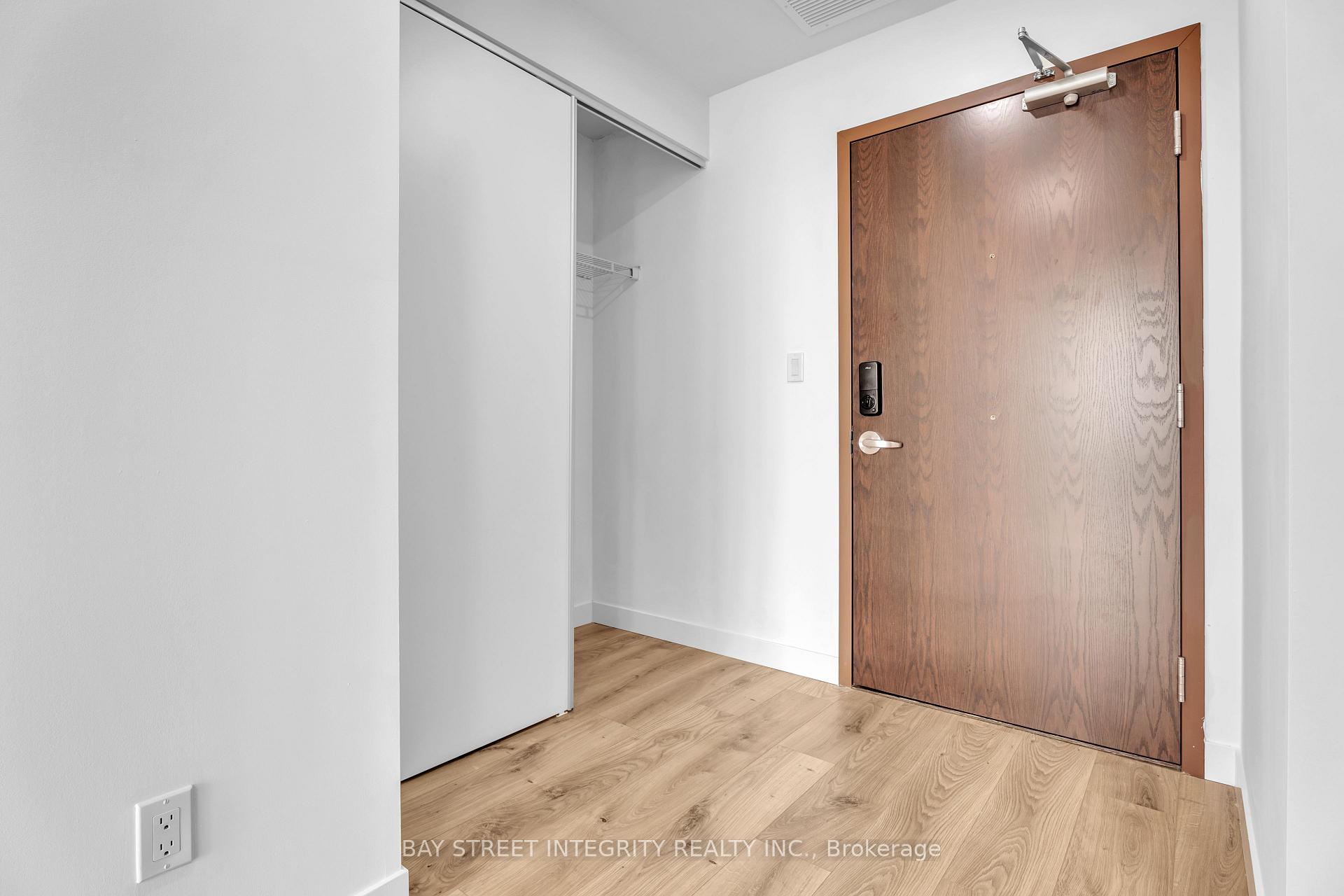 Photo 5 of Unit 1103, 60 Frederic Street, Kitchener, Civic Centre — HOMEH