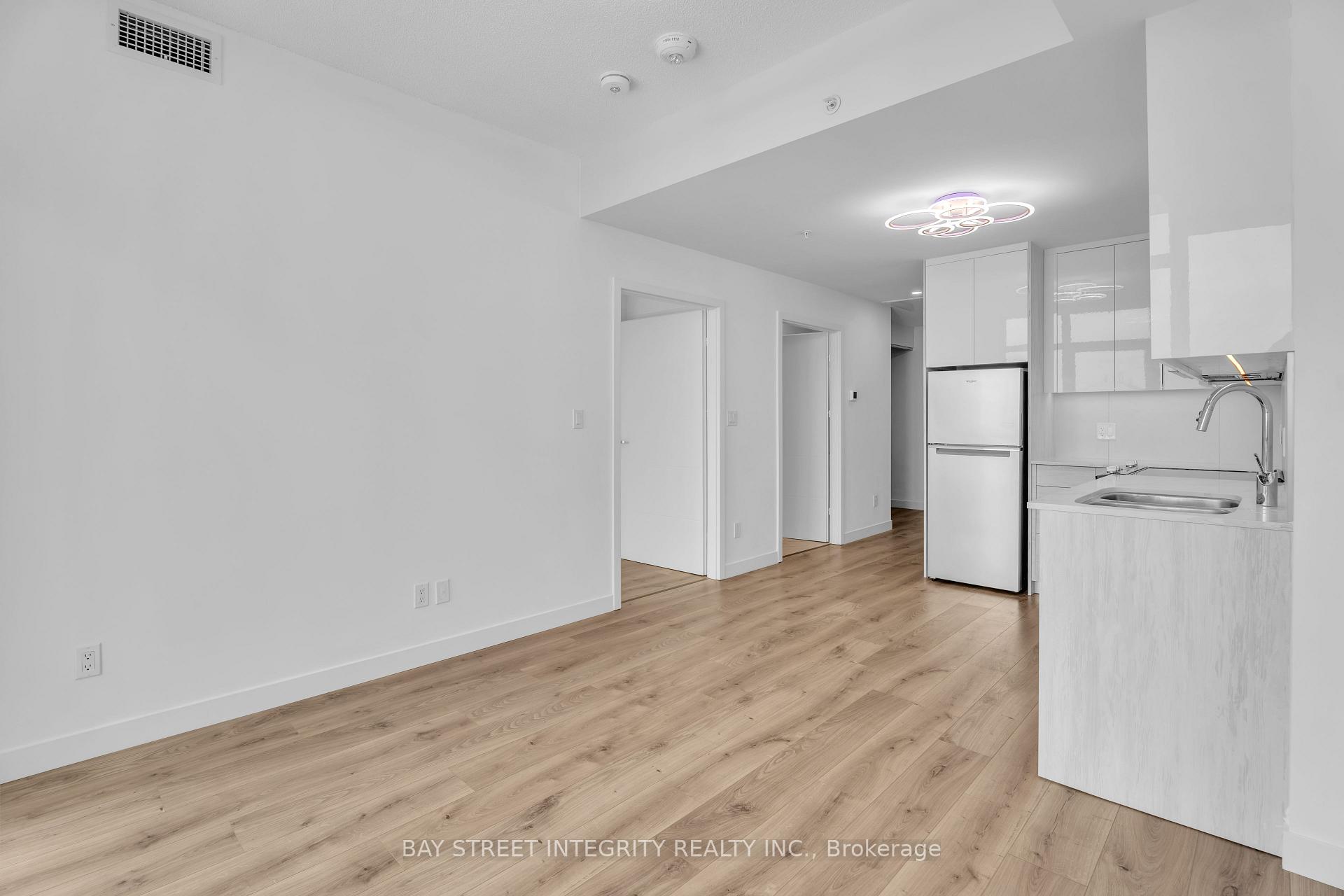 Photo 12 of Unit 1103, 60 Frederic Street, Kitchener, Civic Centre — HOMEH