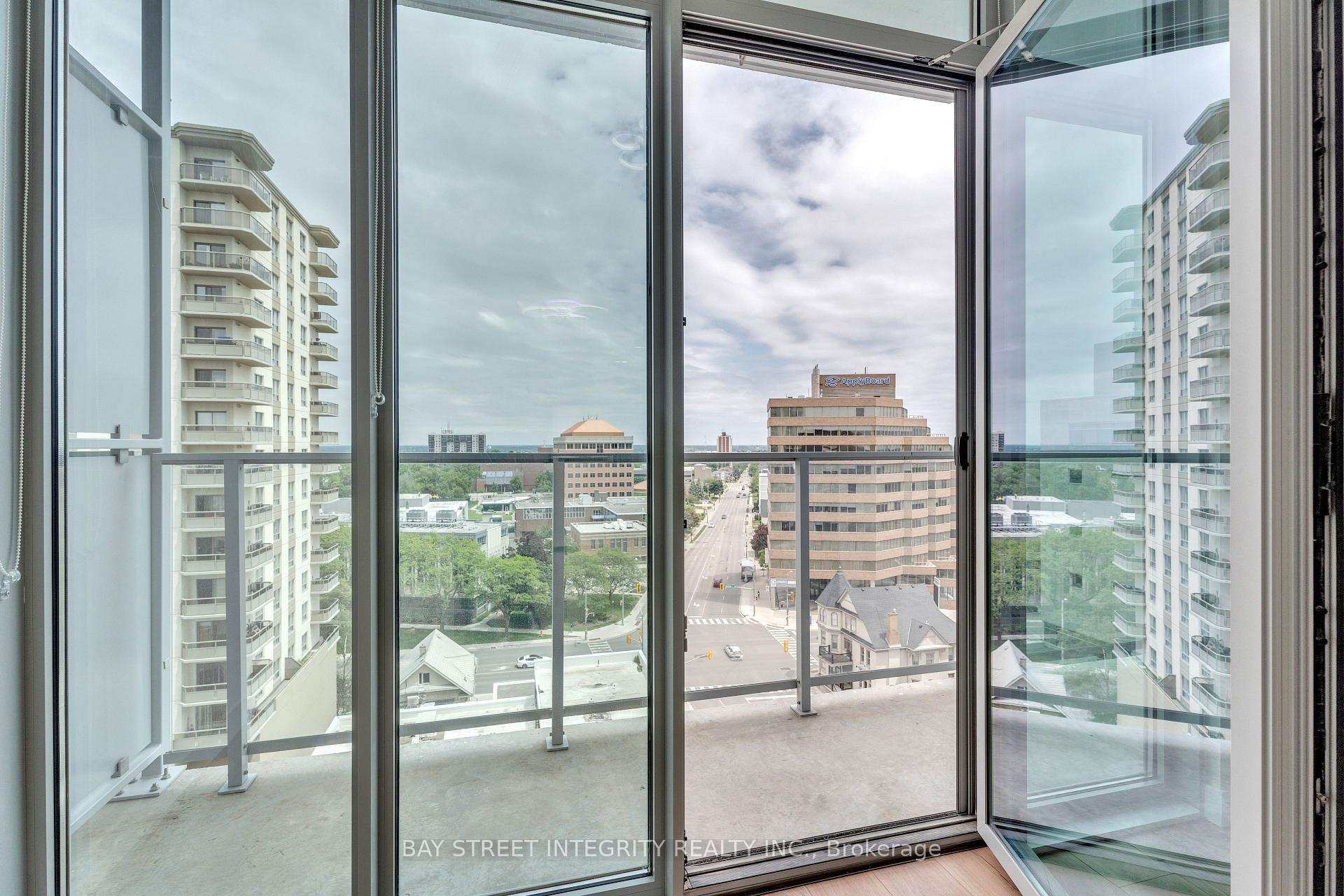 Photo 13 of Unit 1103, 60 Frederic Street, Kitchener, Civic Centre — HOMEH