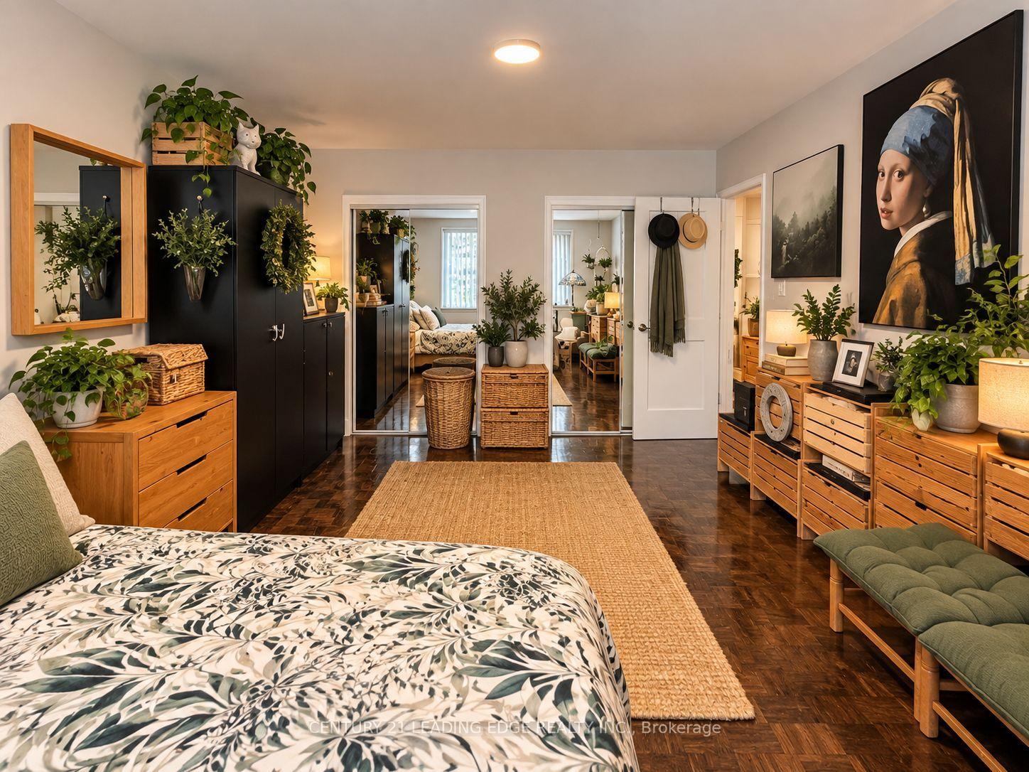 Photo 7 of Unit 209, 80 Heath Street, Toronto, The Annex — HOMEH
