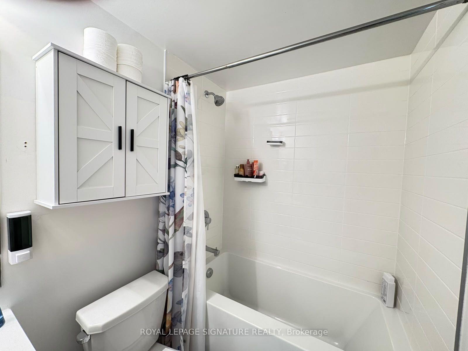 Photo 3 of Unit 2210, 159 Wellesley Street, Toronto, Cabbagetown-South St. James Town — HOMEH