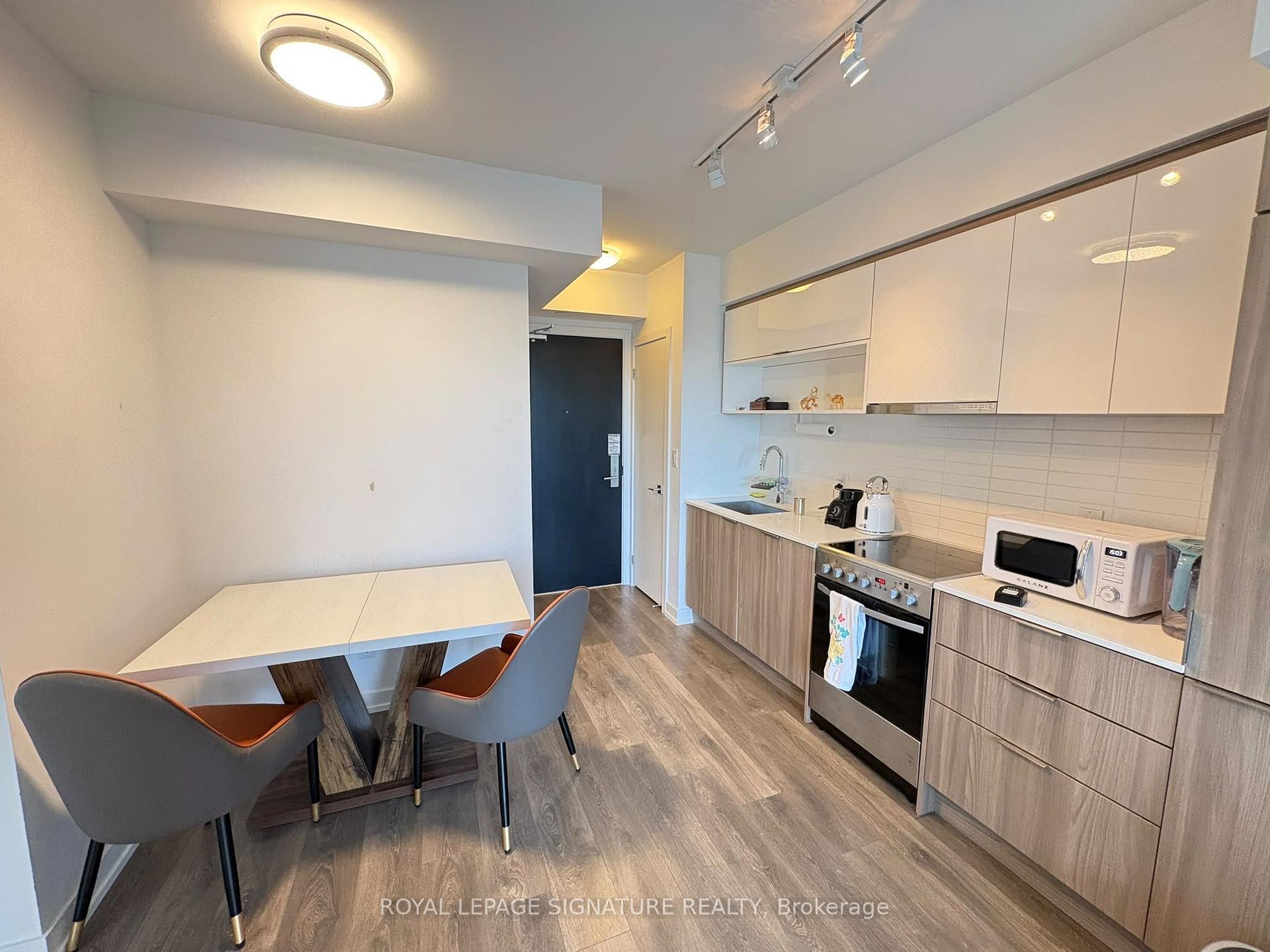 Photo 8 of Unit 2210, 159 Wellesley Street, Toronto, Cabbagetown-South St. James Town — HOMEH