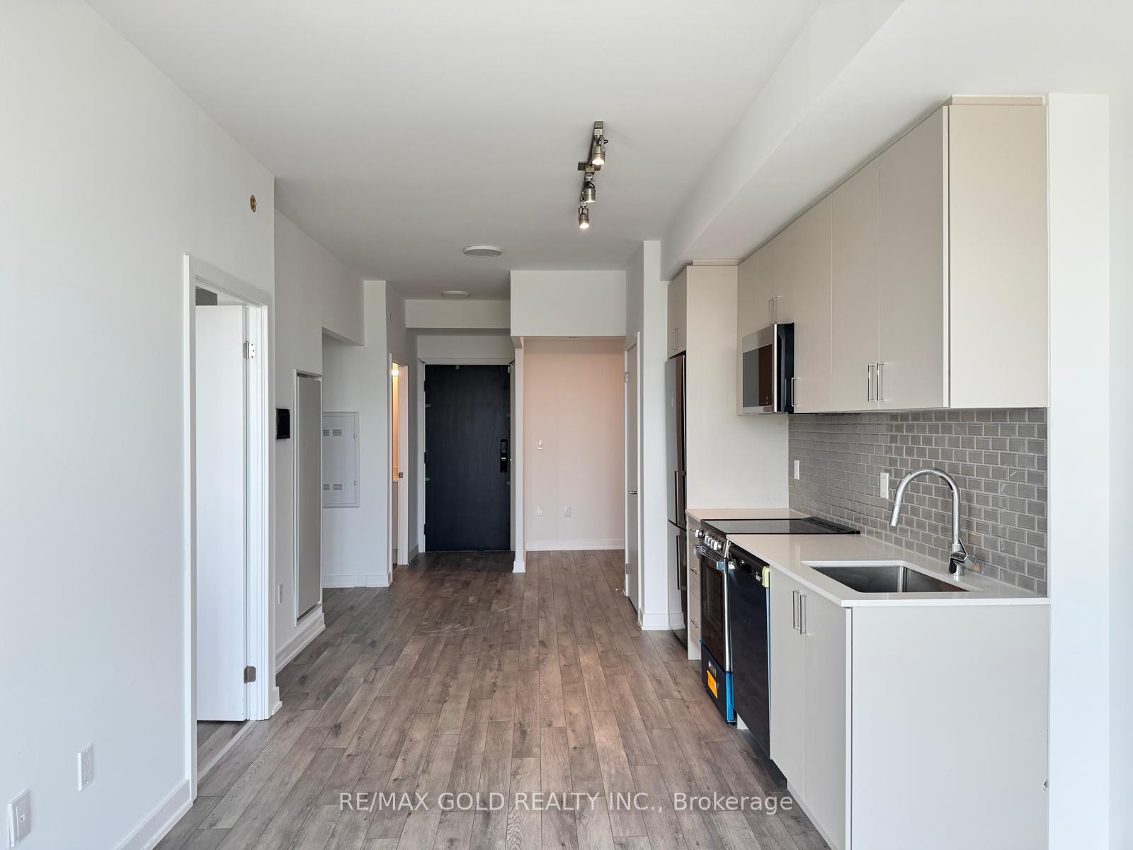 Photo 5 of Unit 622, 1005 Dundas Street E, Oakville, Joshua Meadows — HOMEH