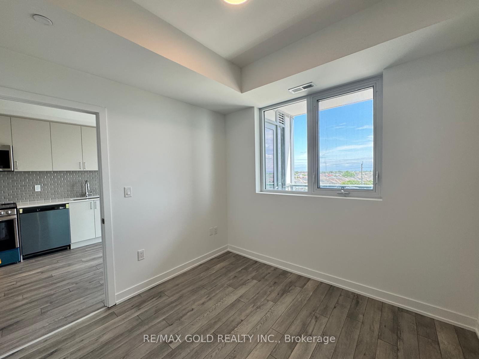 Photo 8 of Unit 622, 1005 Dundas Street E, Oakville, Joshua Meadows — HOMEH