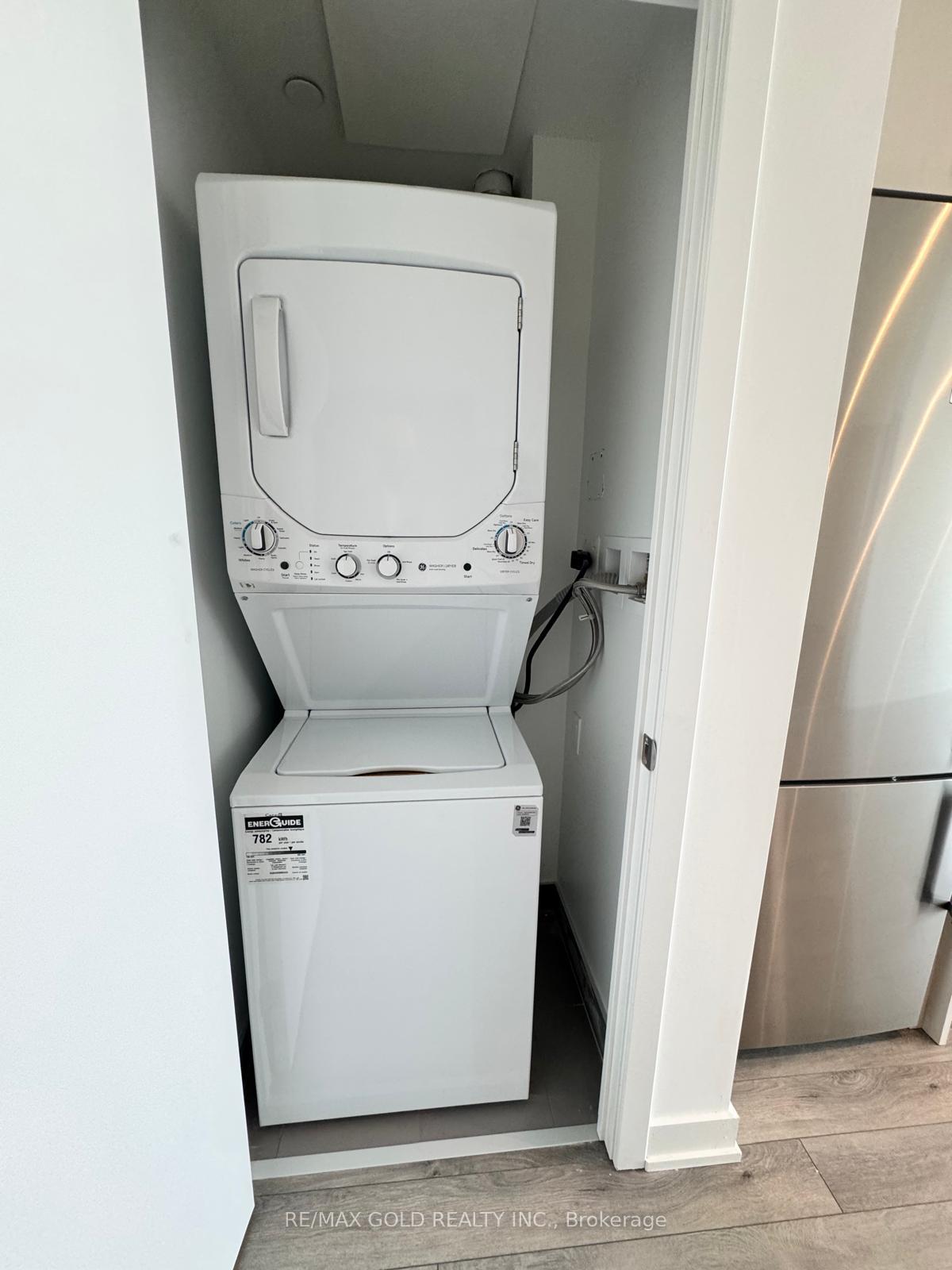 Photo 17 of Unit 622, 1005 Dundas Street E, Oakville, Joshua Meadows — HOMEH