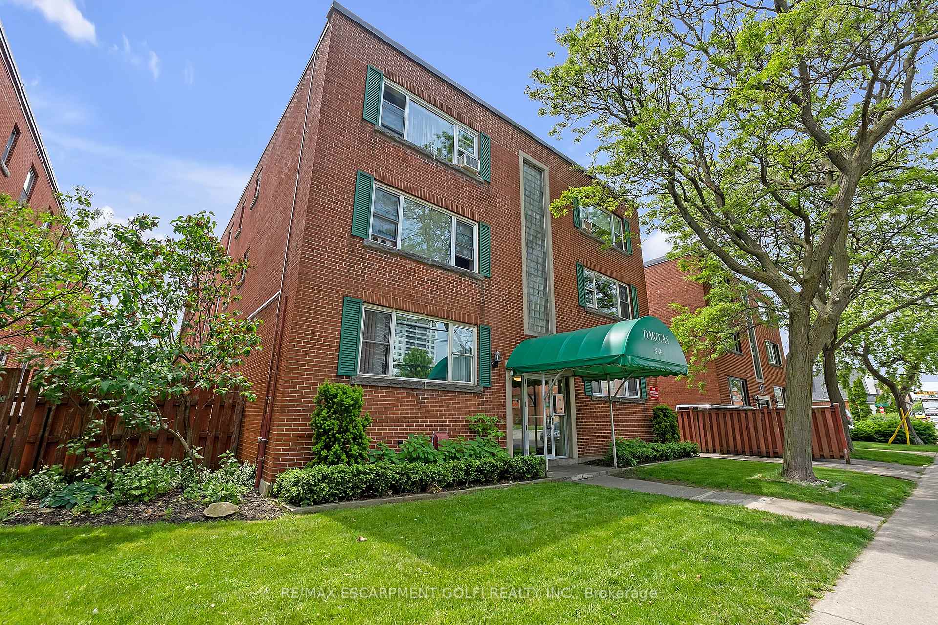 Photo of Unit 309, 836 Concession Street