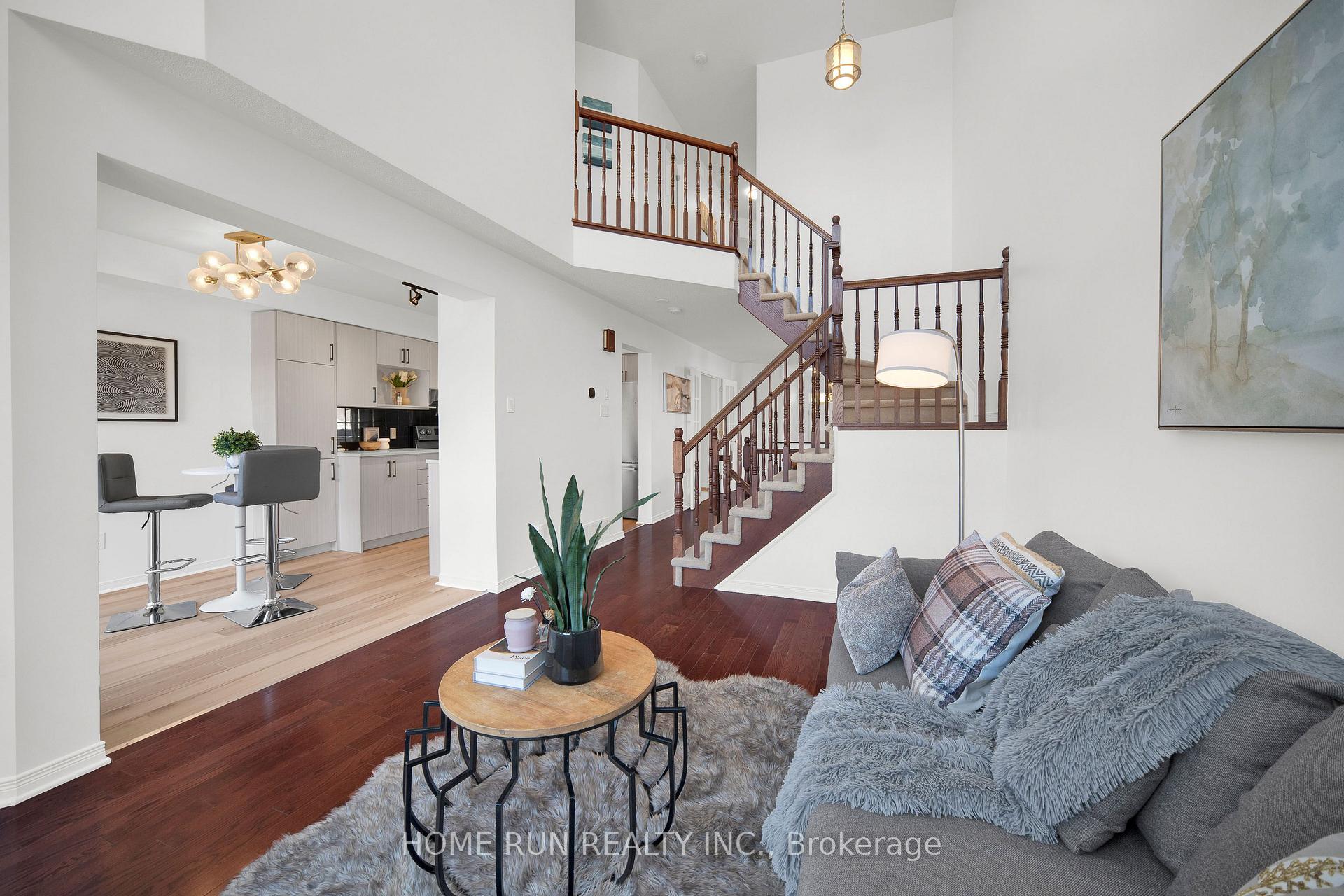 Photo 22 of 221 Royal Gala Private, Ottawa, Pineview — HOMEH