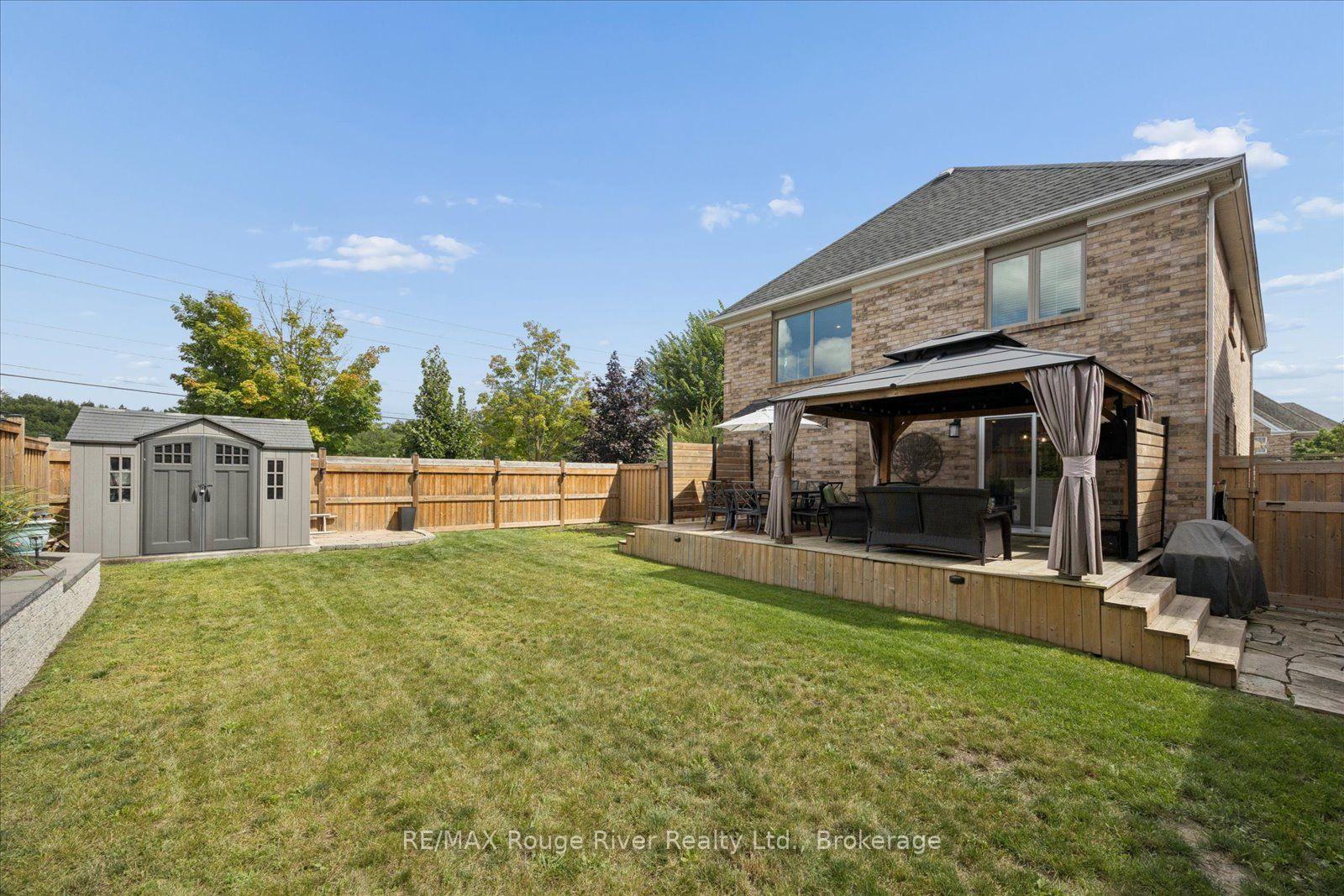 Photo 50 of 10 Windbreak Crescent, Whitby, Williamsburg — HOMEH