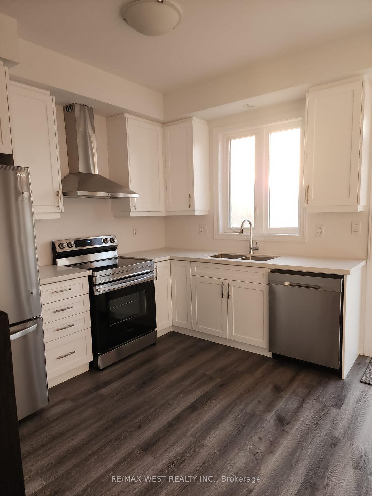 Photo 4 of Unit 129, 461 Blackburn Drive, Brantford, Empire South — HOMEH