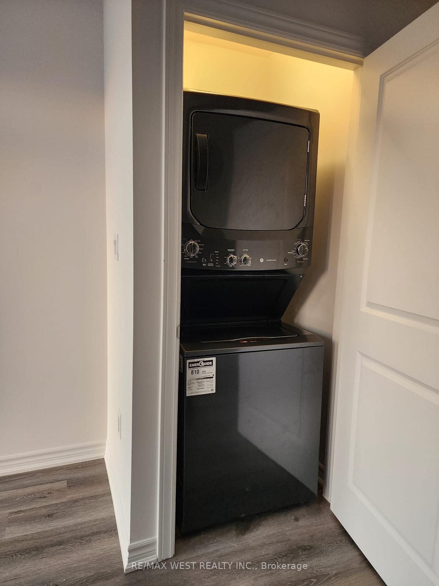 Photo 8 of Unit 129, 461 Blackburn Drive, Brantford, Empire South — HOMEH