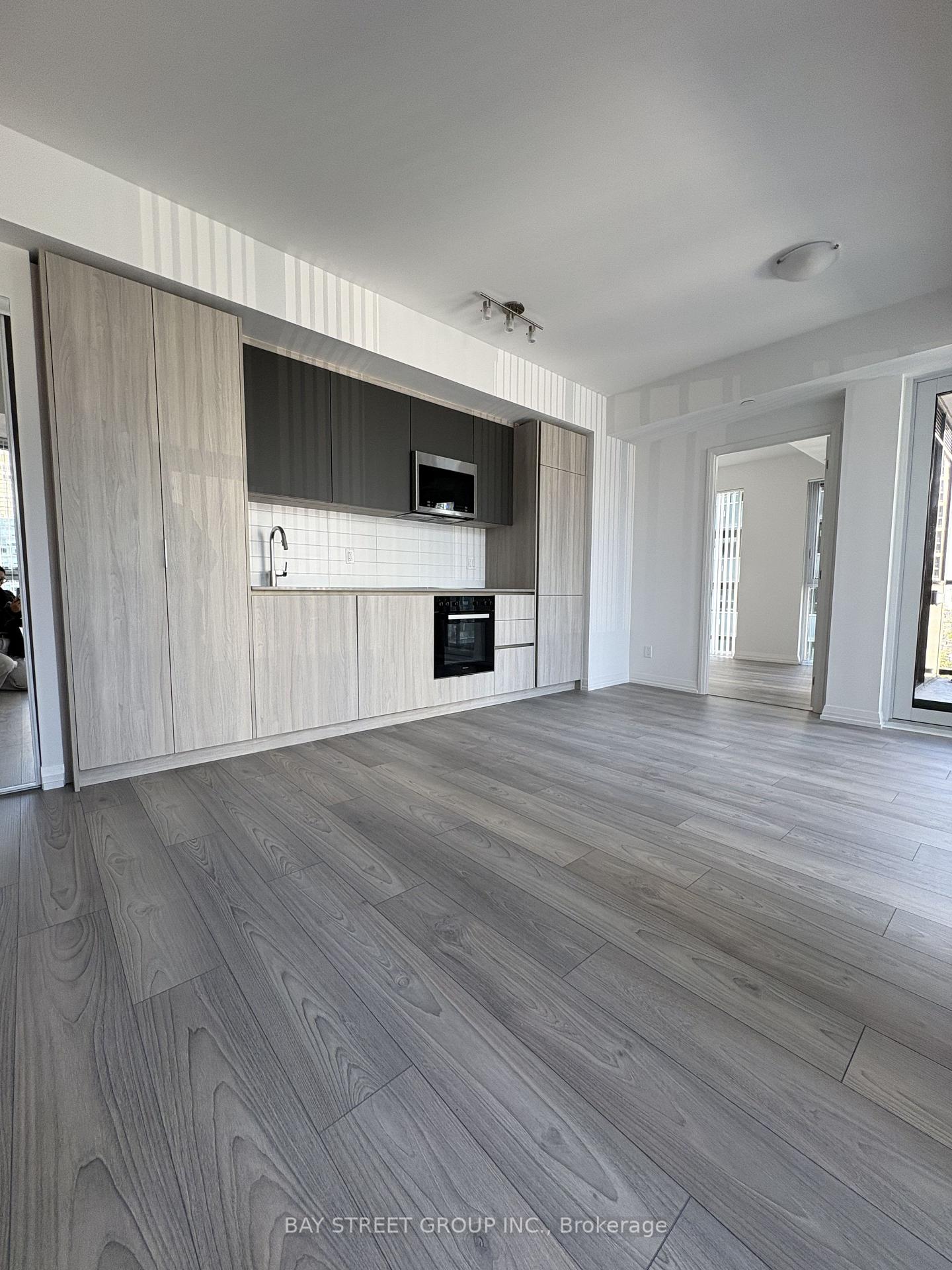 Photo 4 of Unit 2806, 400 King Street W, Toronto, Waterfront Communities — HOMEH