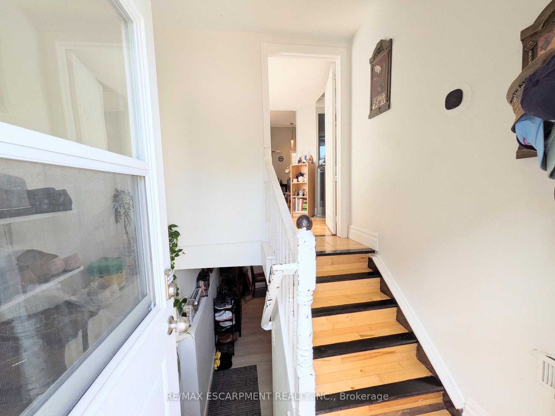 Photo 20 of 7 Campbell Avenue, Hamilton, Crown Point — HOMEH