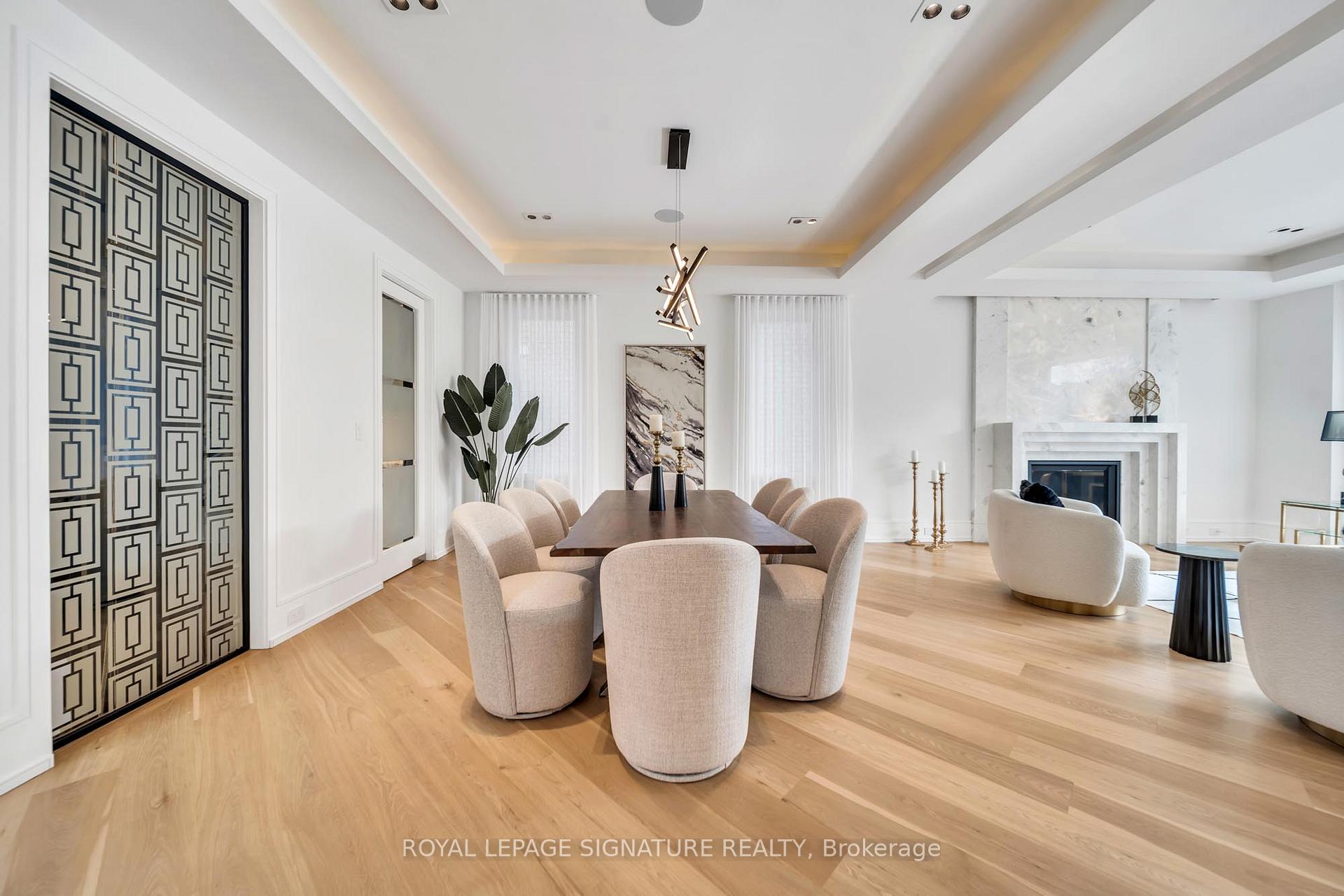 Photo 11 of 658 Bedford Pk Avenue, Toronto, Bedford Park-Nortown — HOMEH