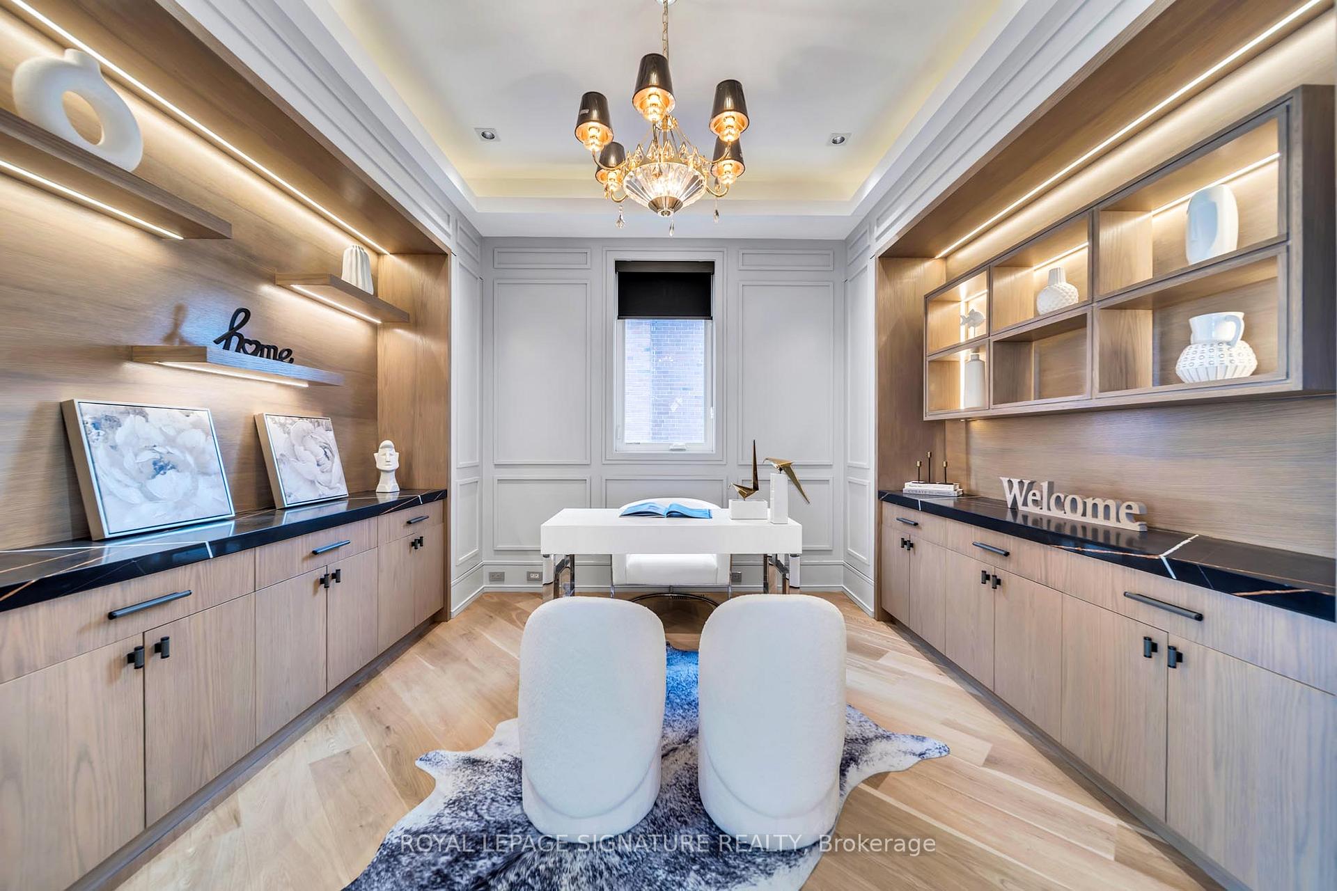 Photo 12 of 658 Bedford Pk Avenue, Toronto, Bedford Park-Nortown — HOMEH