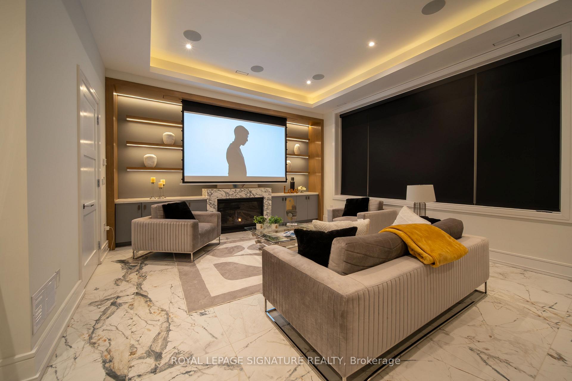 Photo 39 of 658 Bedford Pk Avenue, Toronto, Bedford Park-Nortown — HOMEH