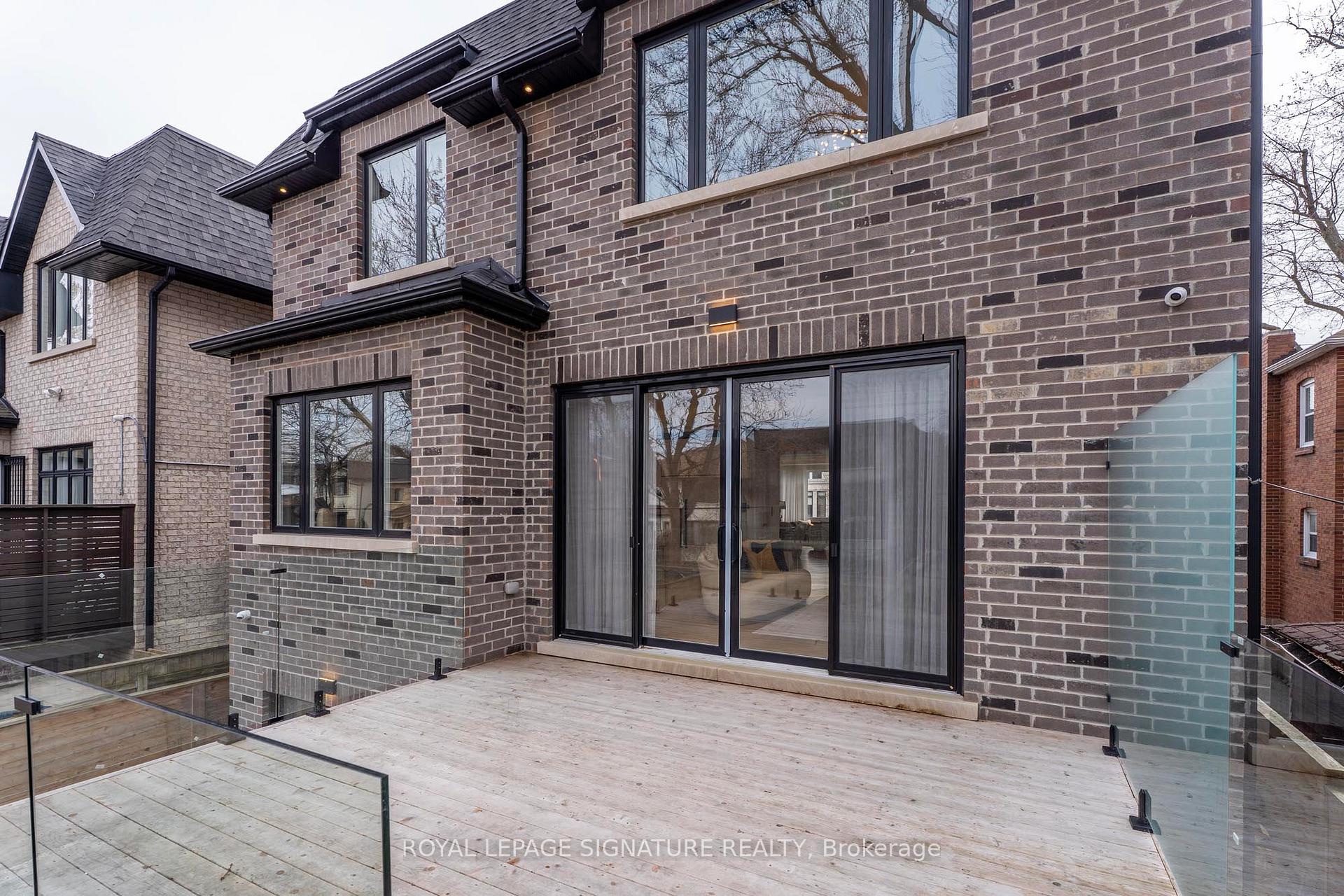 Photo 50 of 658 Bedford Pk Avenue, Toronto, Bedford Park-Nortown — HOMEH