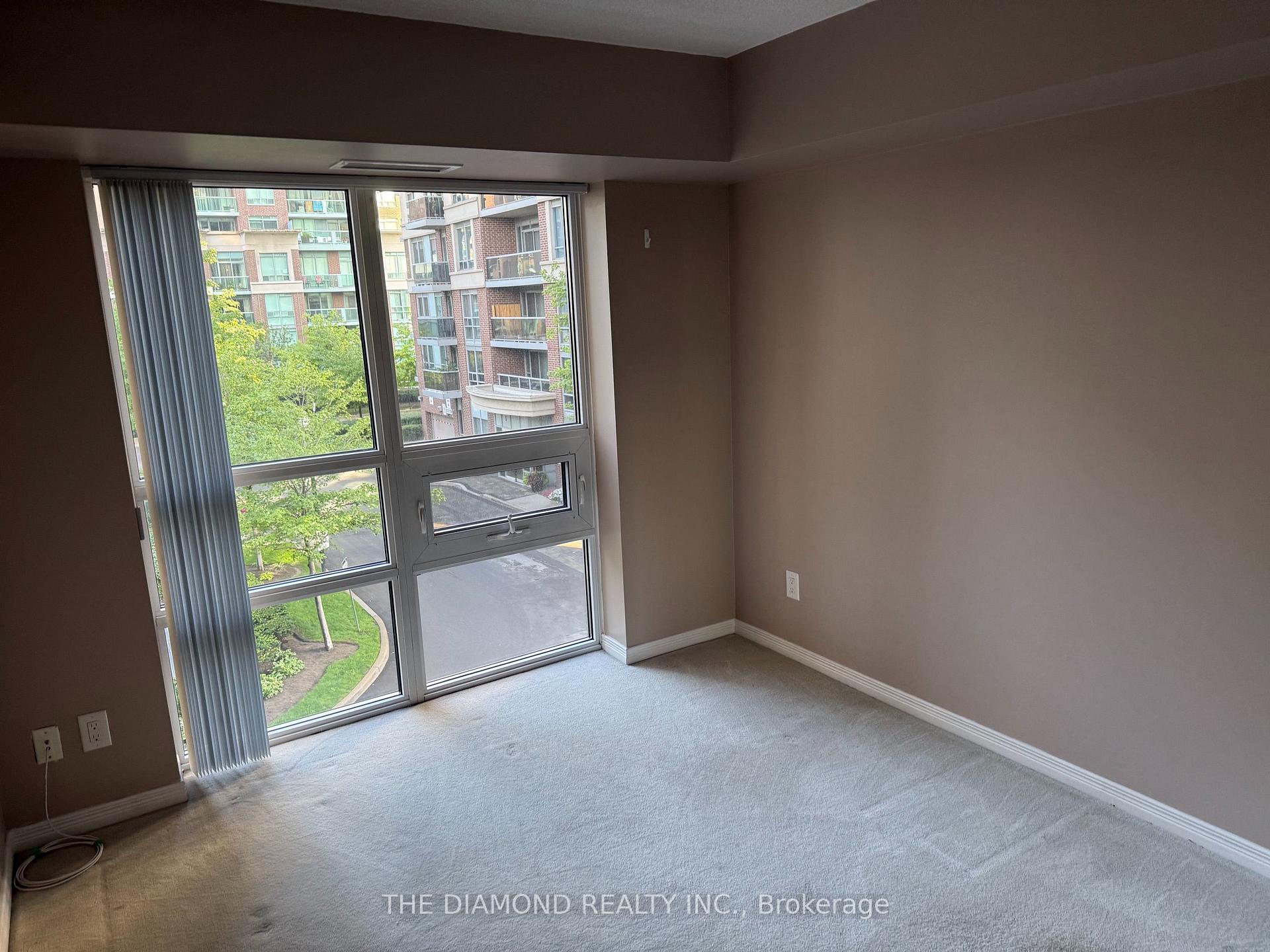 Photo 5 of Unit 308, 3 Michael Power Place, Etobicoke, Islington-City Centre West — HOMEH