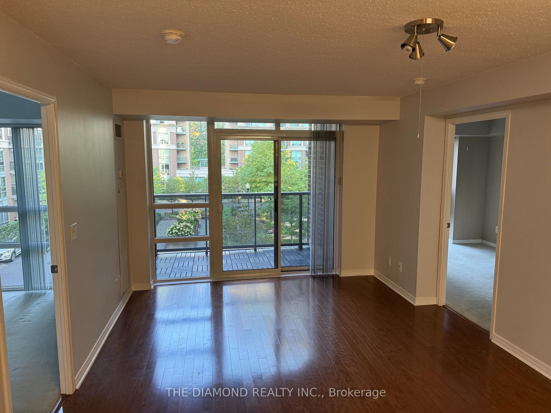 Photo 8 of Unit 308, 3 Michael Power Place, Etobicoke, Islington-City Centre West — HOMEH