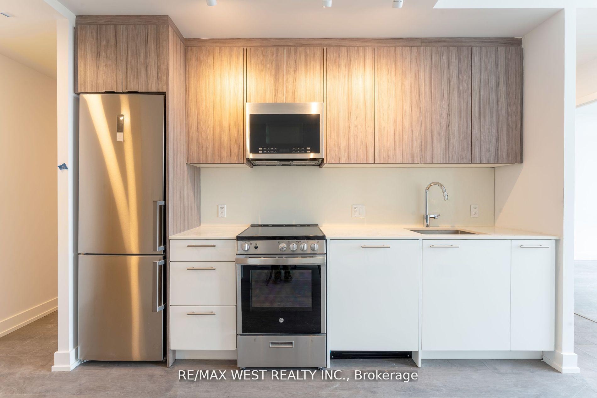 Photo 2 of Unit 307, 215 Veterans Drive, Brampton, Northwest Brampton — HOMEH