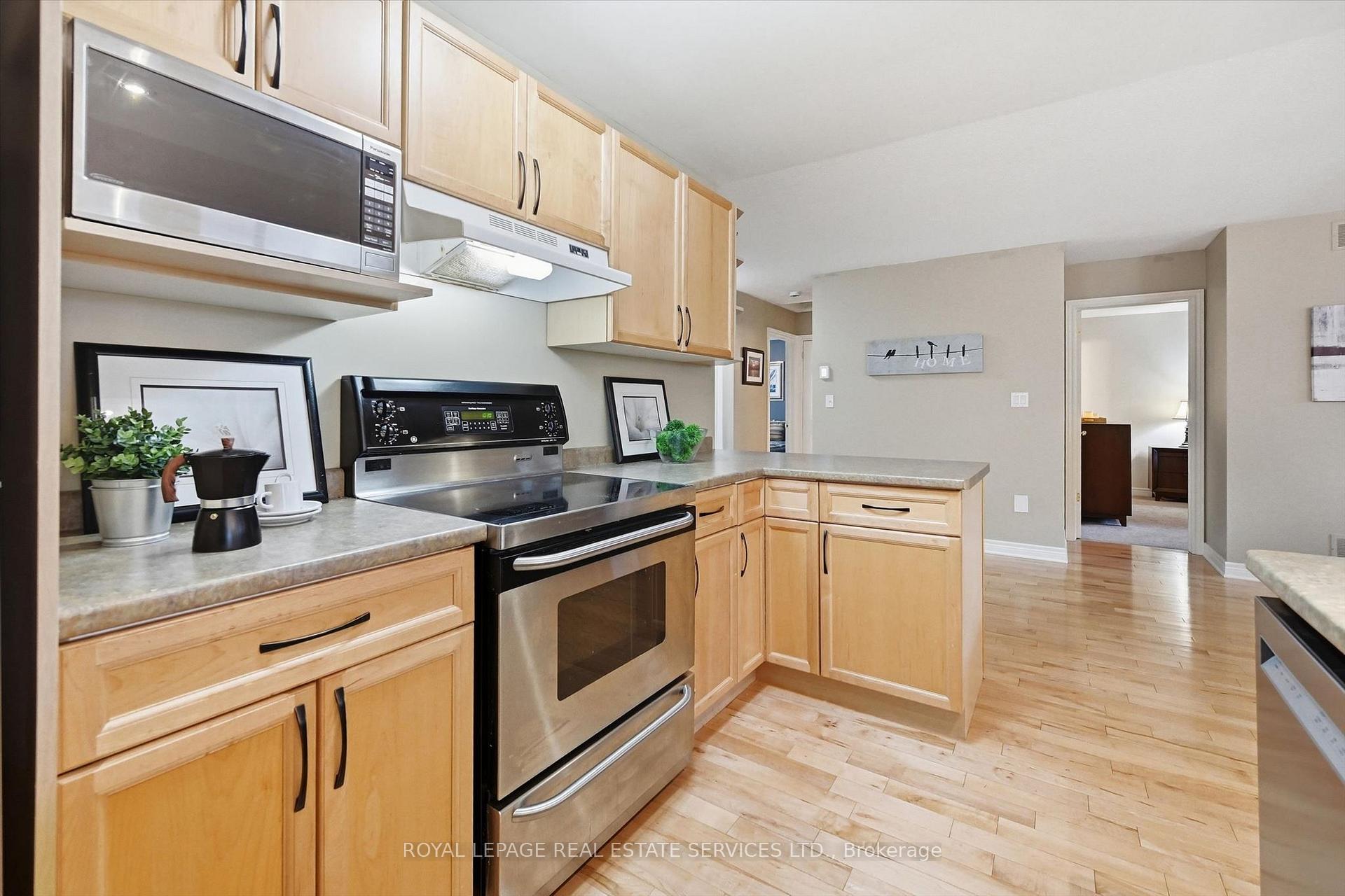 Photo 11 of 44 Thorold Avenue, Thorold, Port Robinson — HOMEH